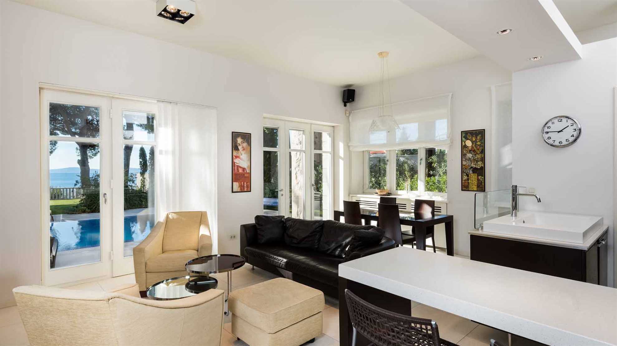 Luxurious villa with swimming pool in Split