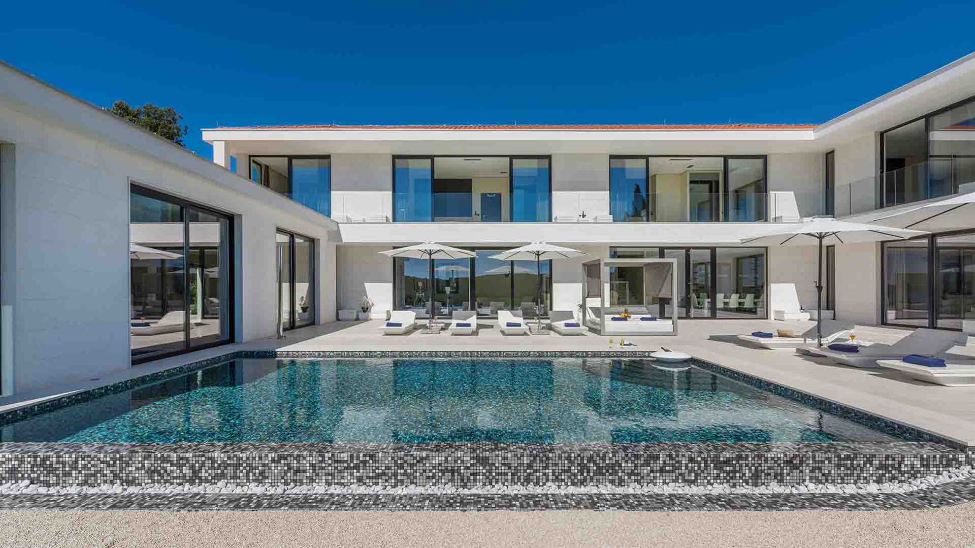 Luxurious mansion on a surreal private estate with wellness in Vrsar