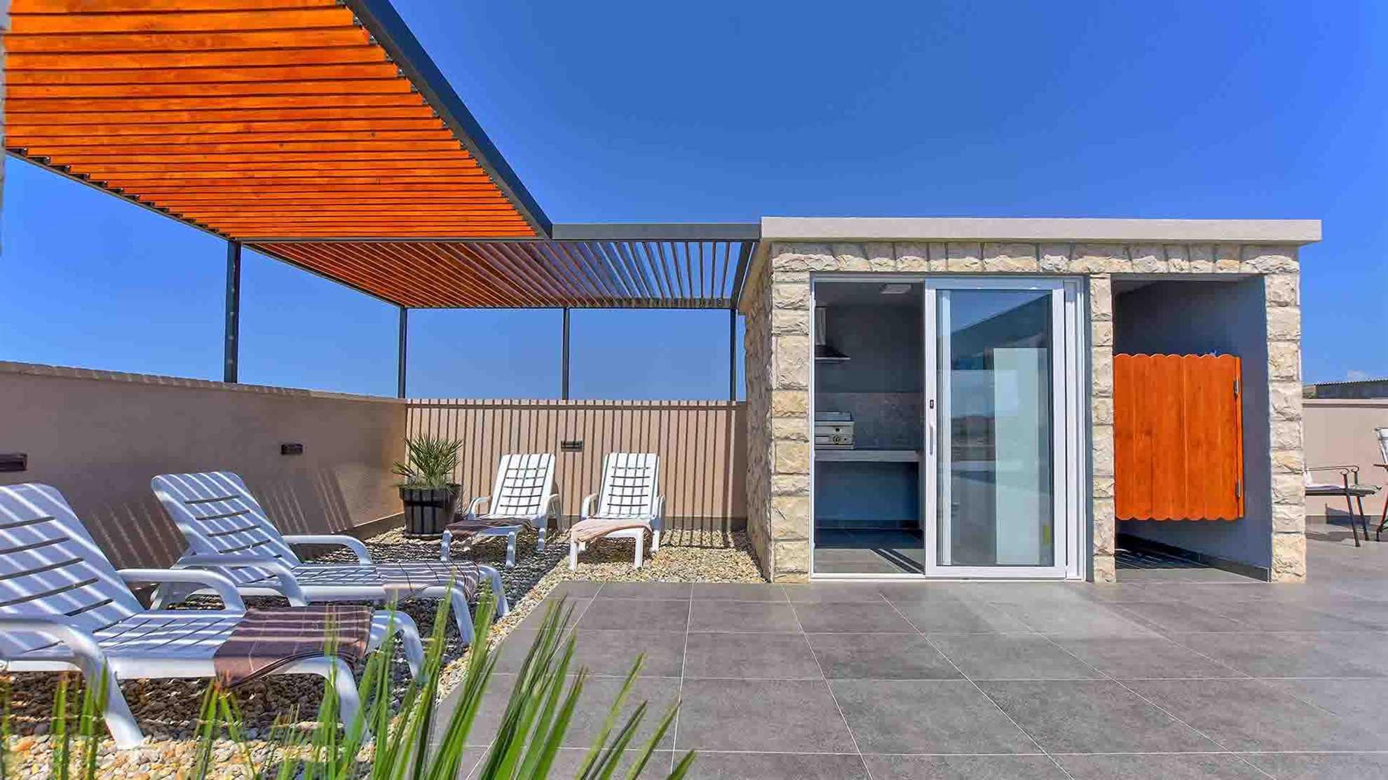Luxurious and modern villa on the island of Pag