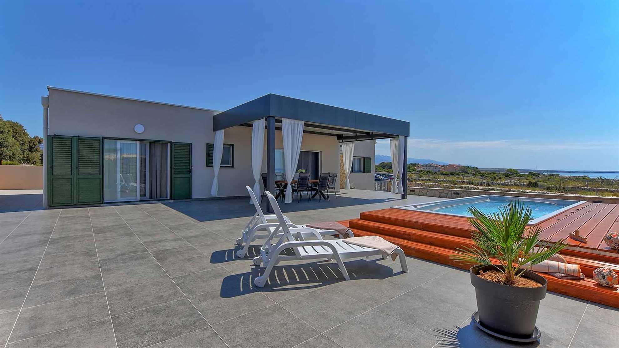 Luxurious and modern villa on the island of Pag