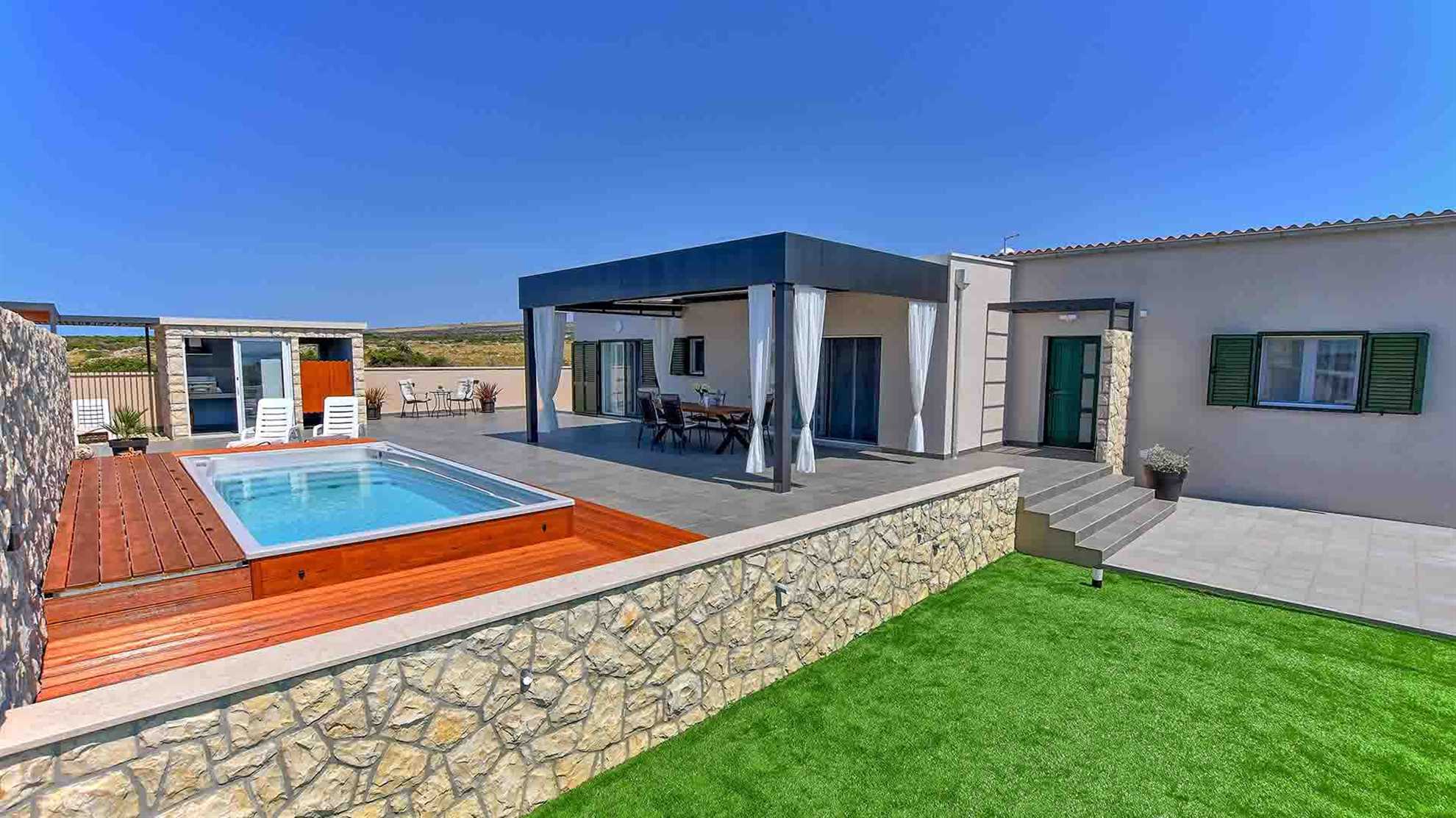 Luxurious and modern villa on the island of Pag