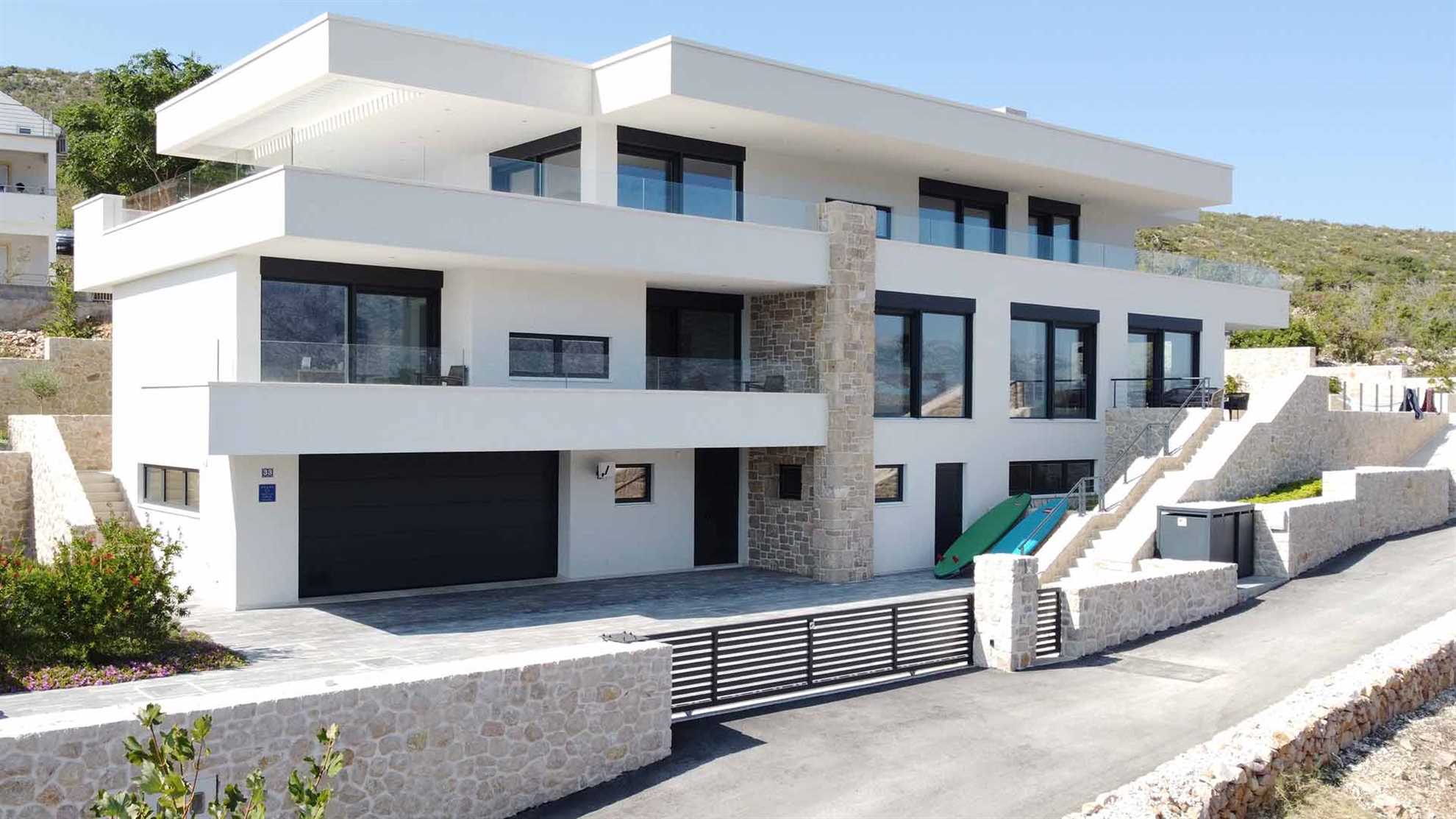 Luxury villa near Zadar with a stunning sea view