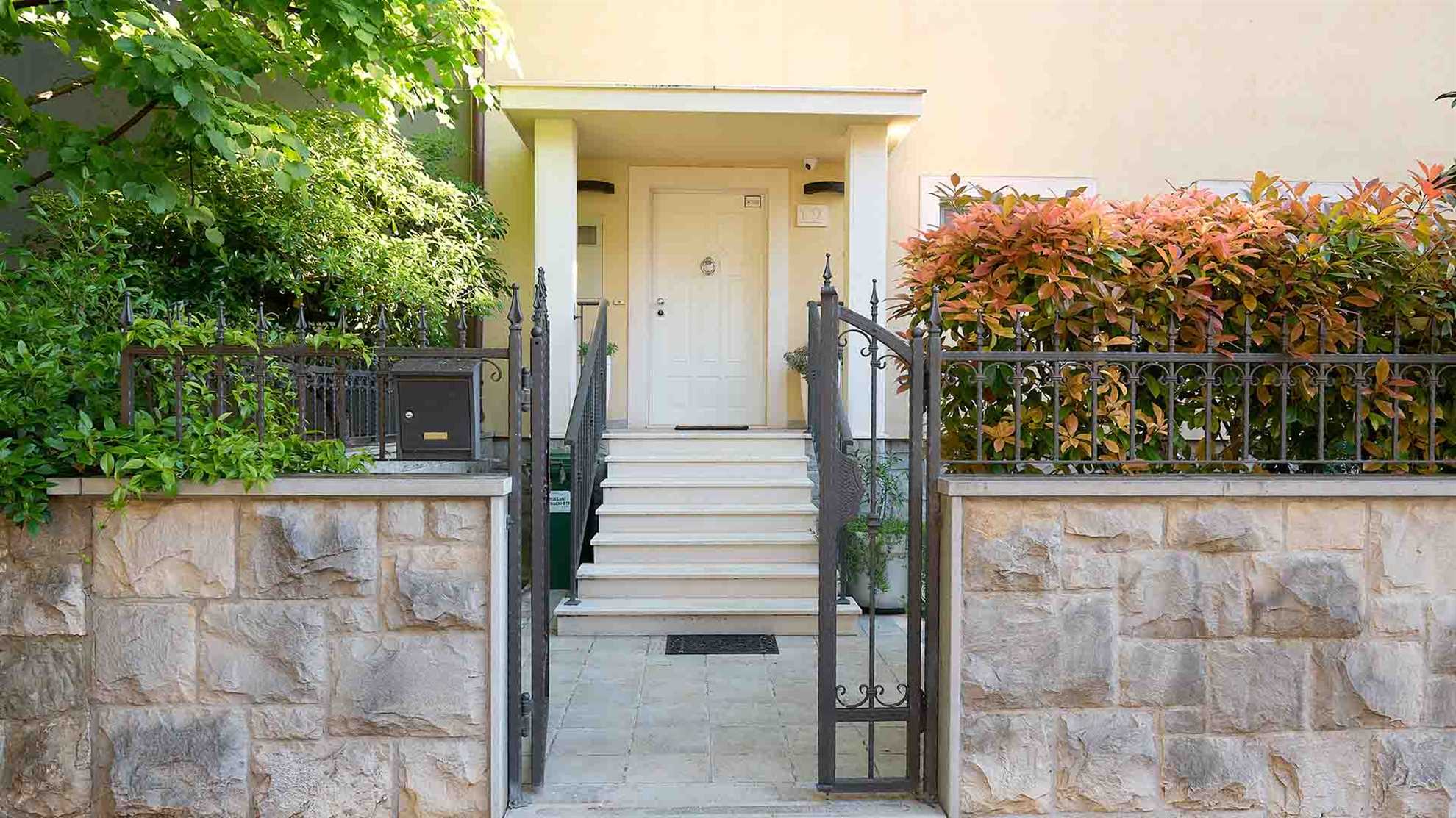Modern and luxuriously equipped villa in Split