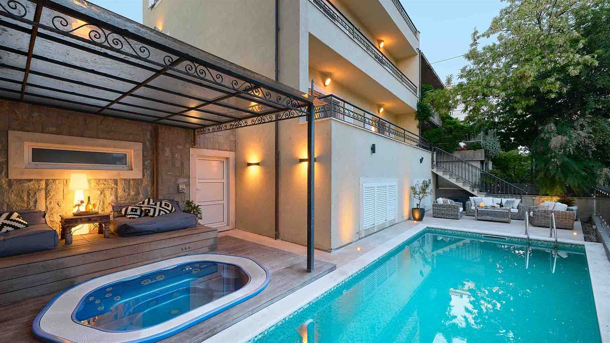 Modern and luxuriously equipped villa in Split