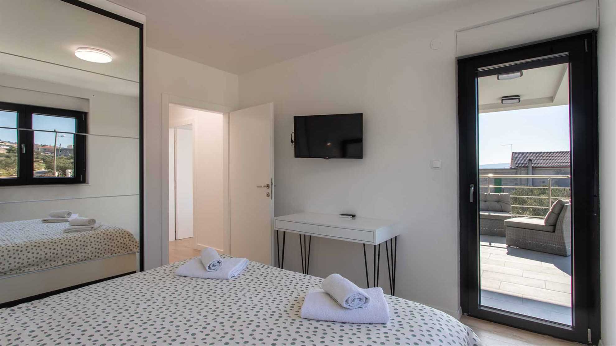 Villa Marion, Kaštel Novi