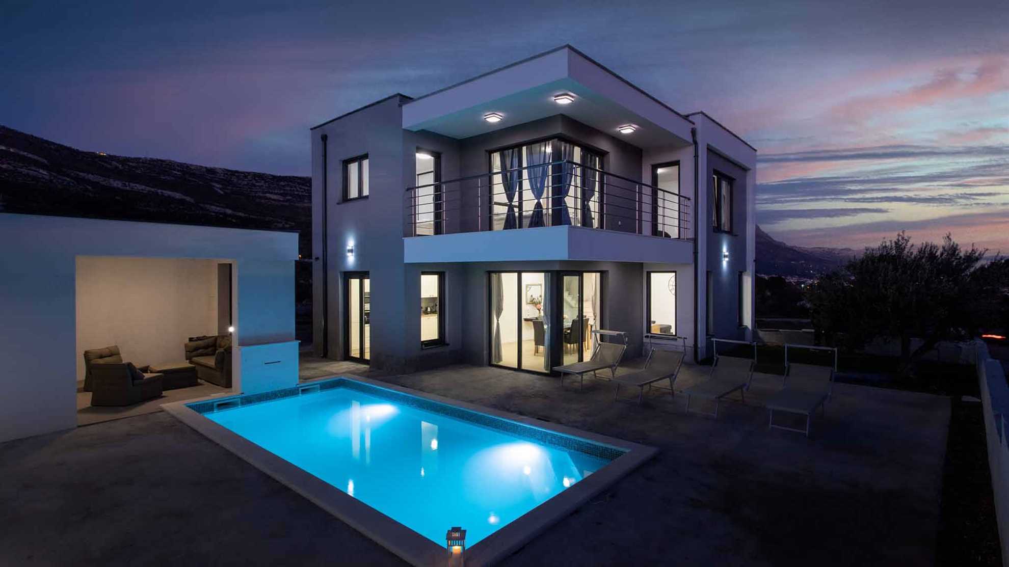 Villa Marion, Kaštel Novi