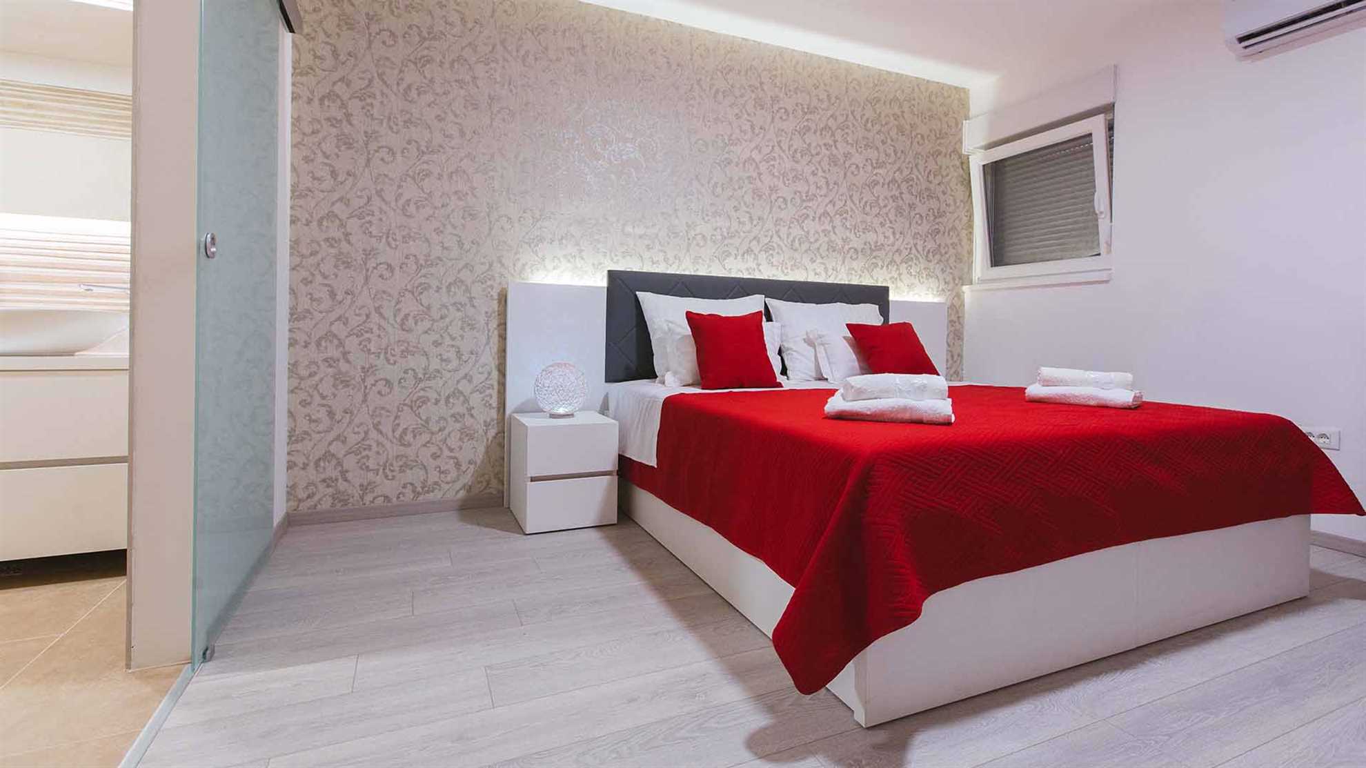 Luxurious and modern house with stunning view in Klis