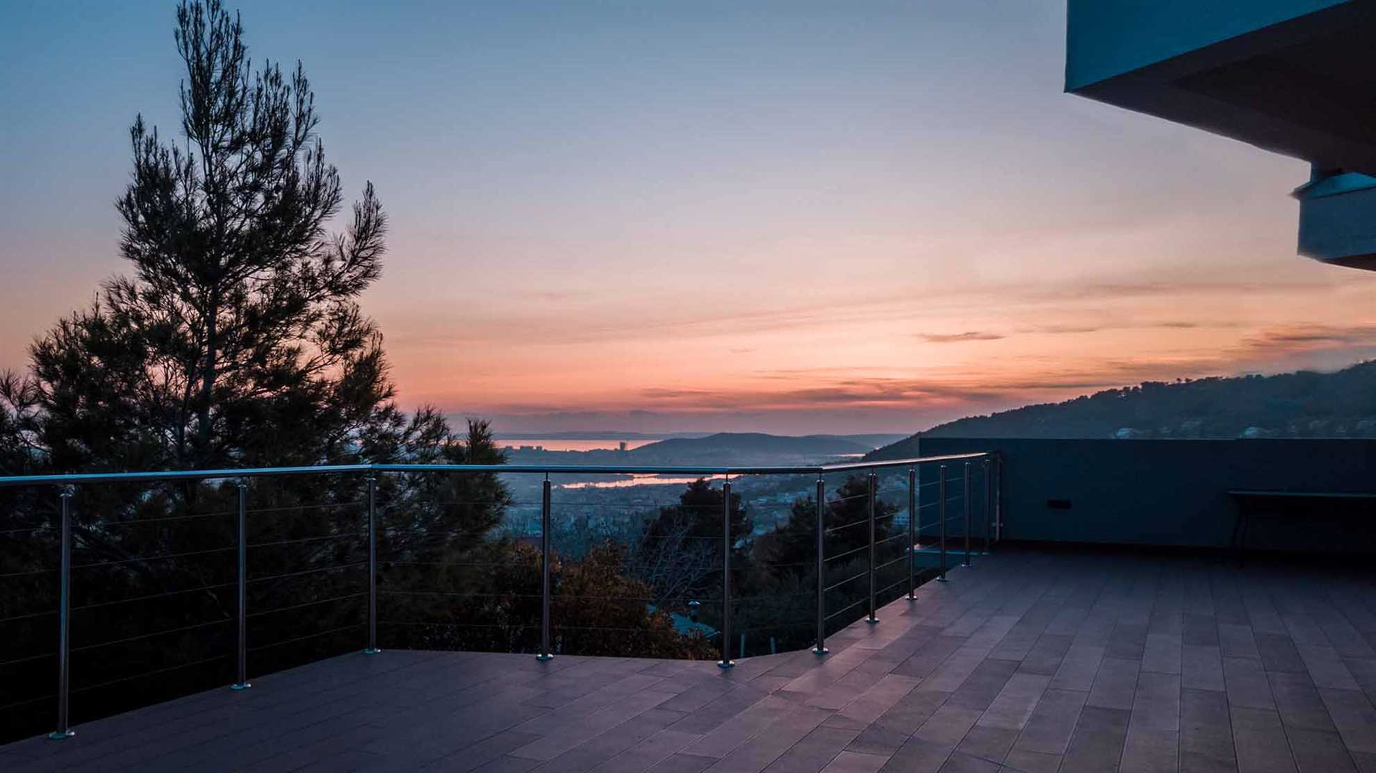 Luxurious and modern house with stunning view in Klis