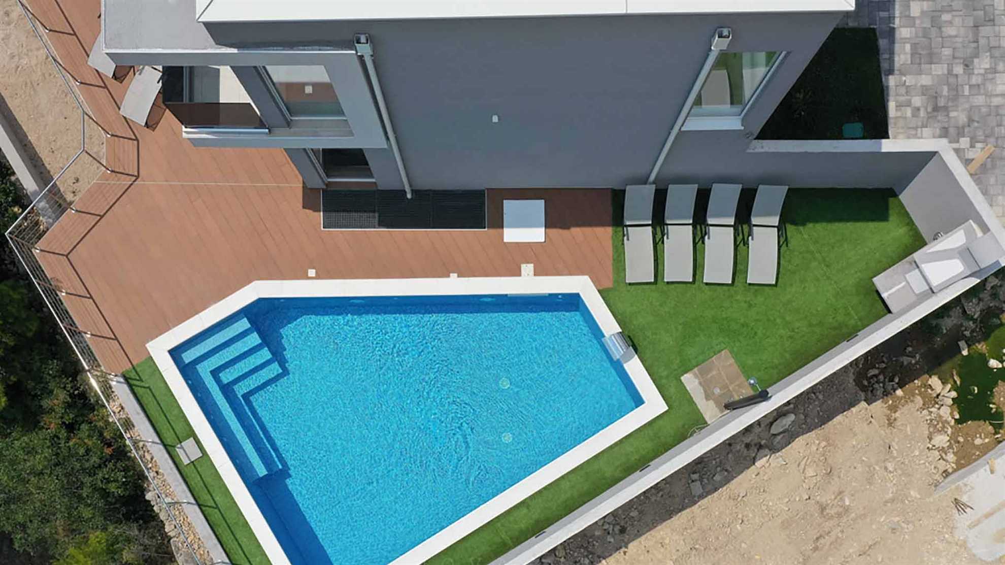 Luxurious and modern house with stunning view in Klis