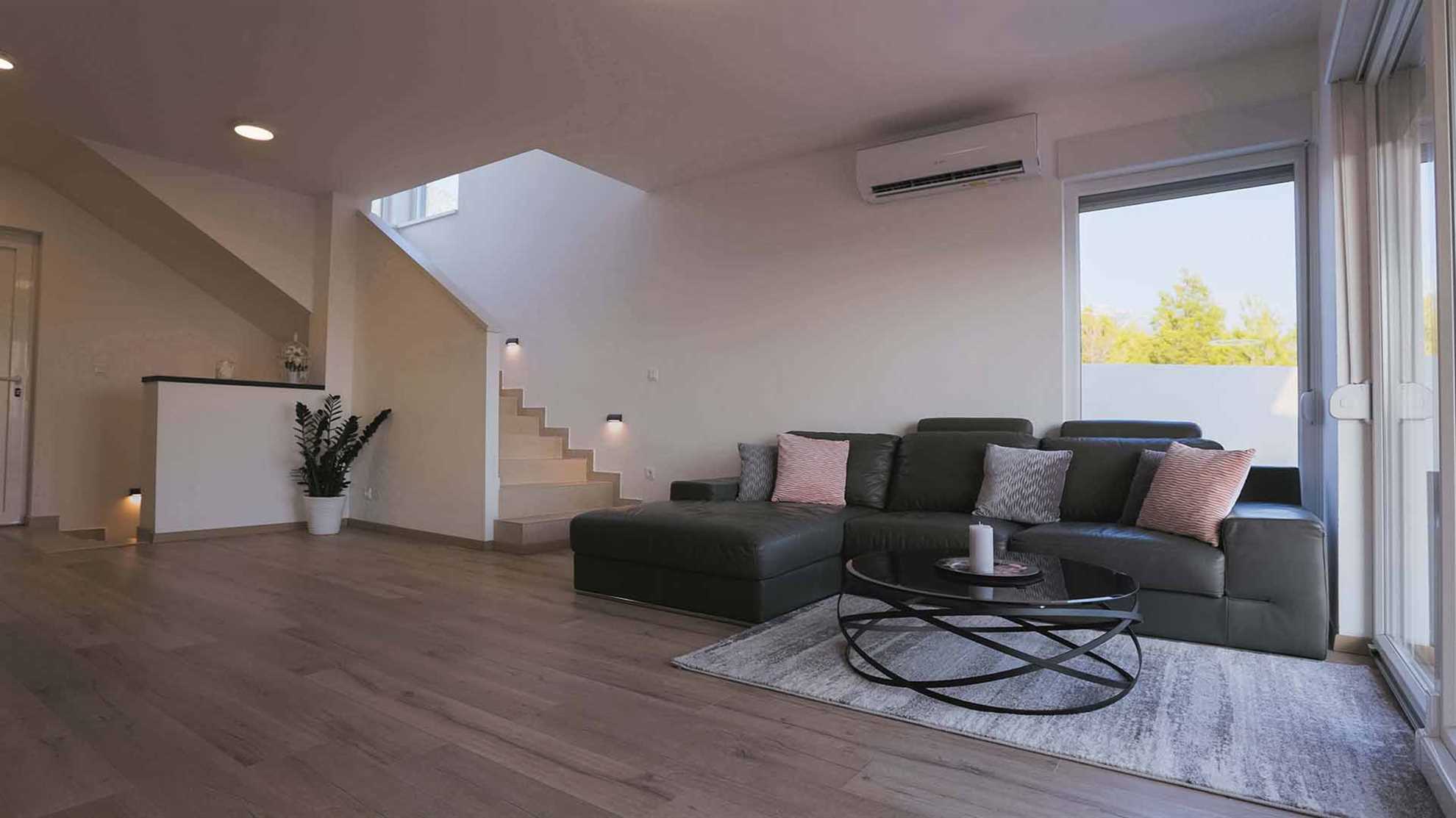 A modern, poolside complex on Klis with a stunning view on Split