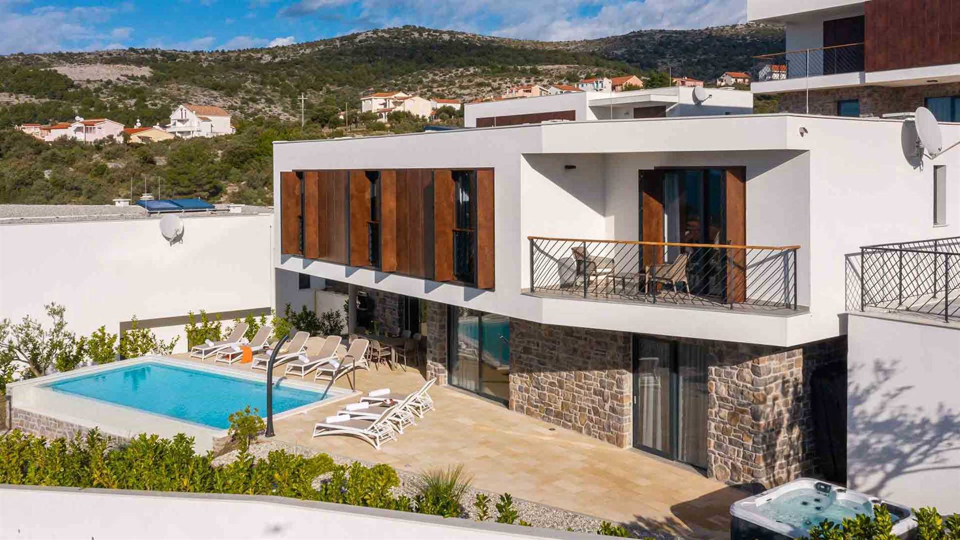 Luxurious beachfront villa with stunning sea view