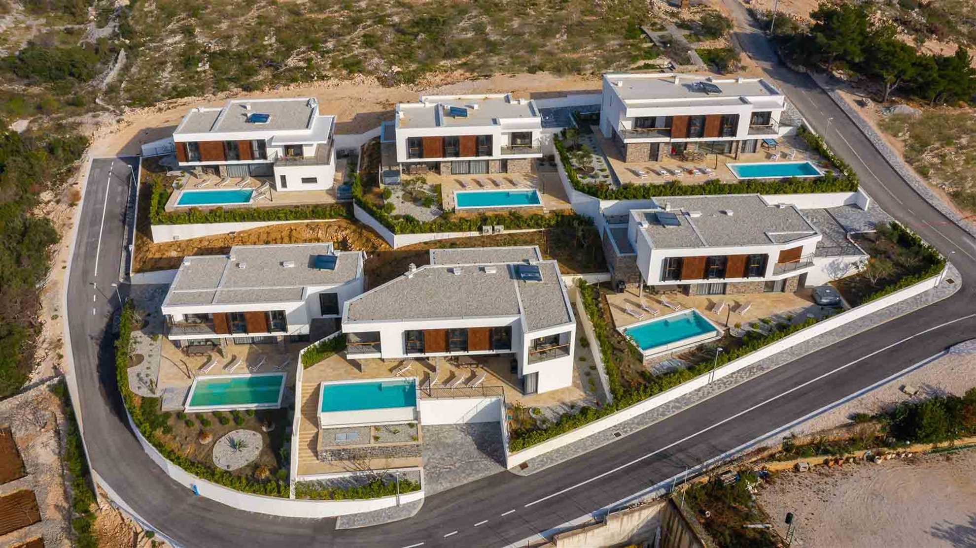 Luxurious holiday home by the beach