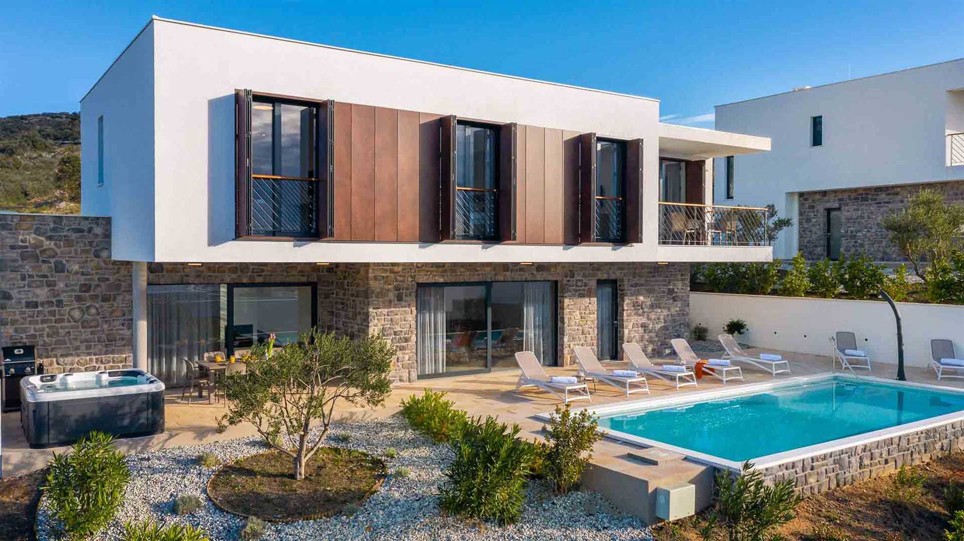 Luxury beachfront villa with swimming pool