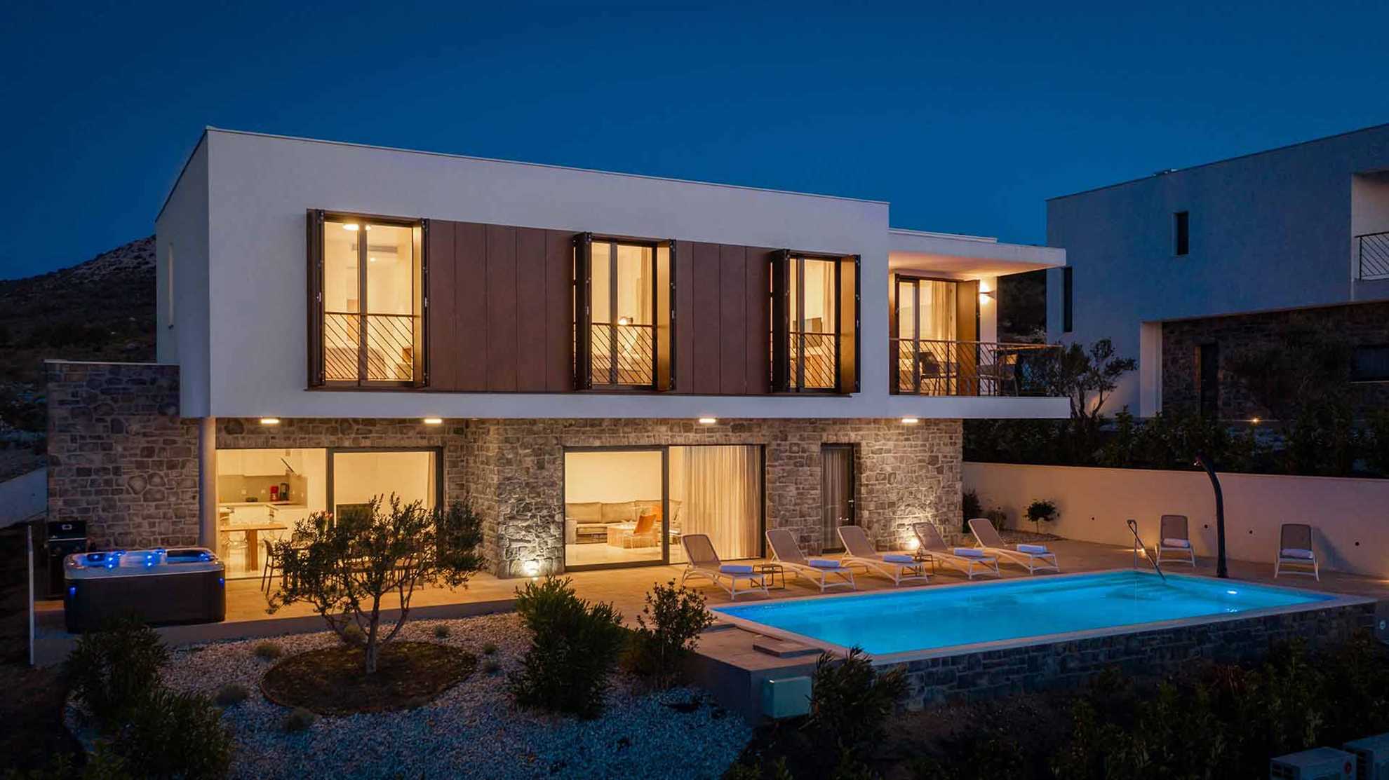 Luxury beachfront villa with swimming pool