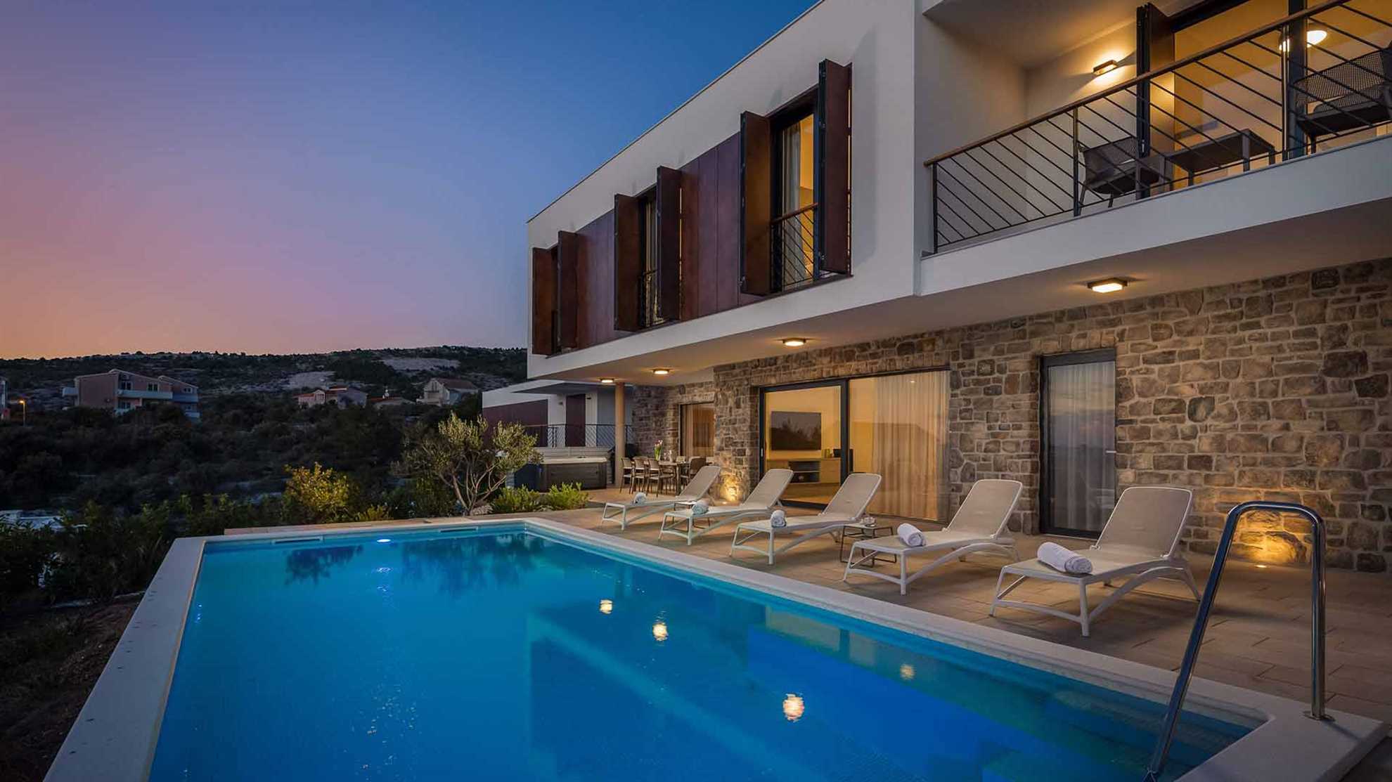 Luxury beachfront villa with swimming pool