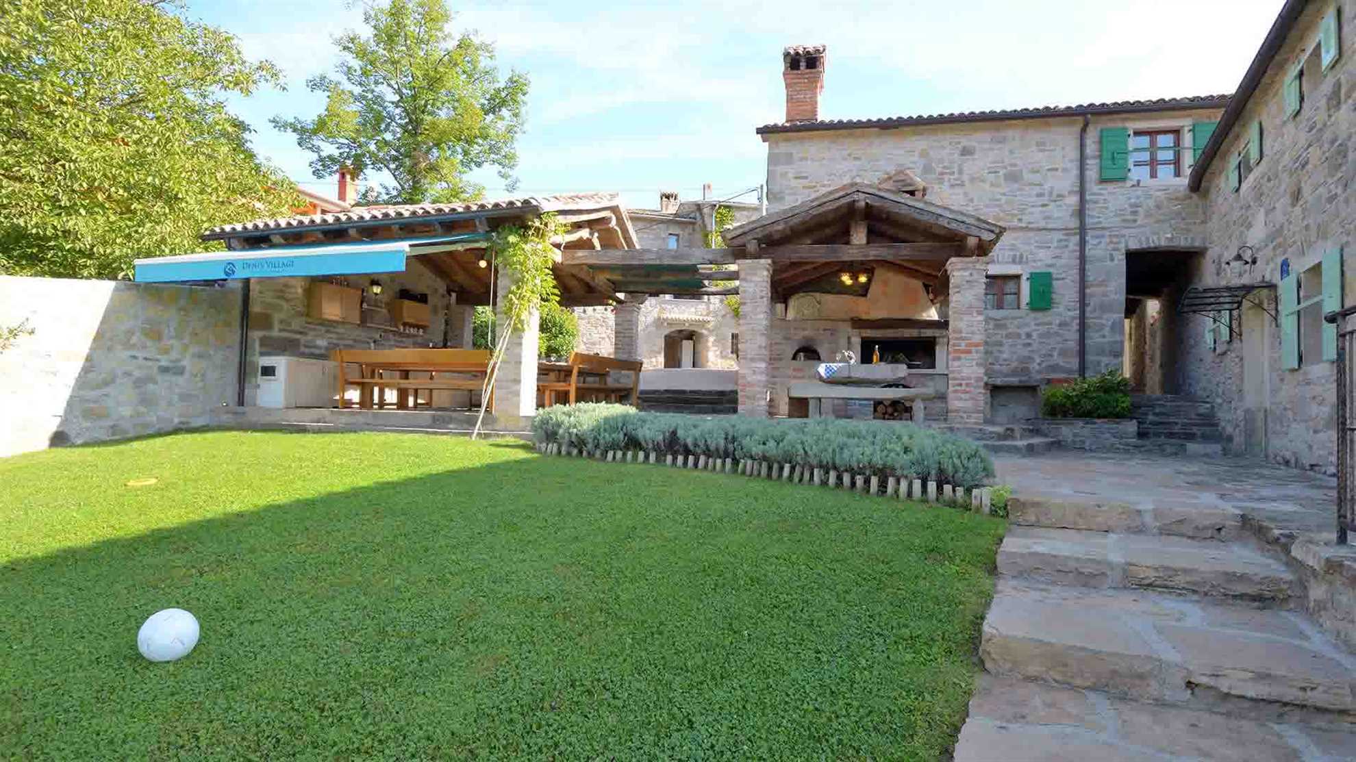 Estate with four stone villas and swimming pool