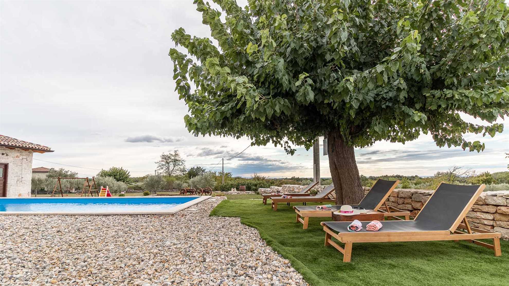 Rustical countryside villa with swimming pool
