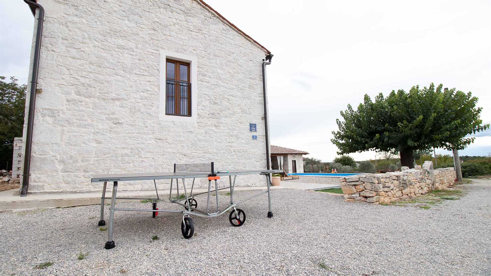 Rustical countryside villa with swimming pool