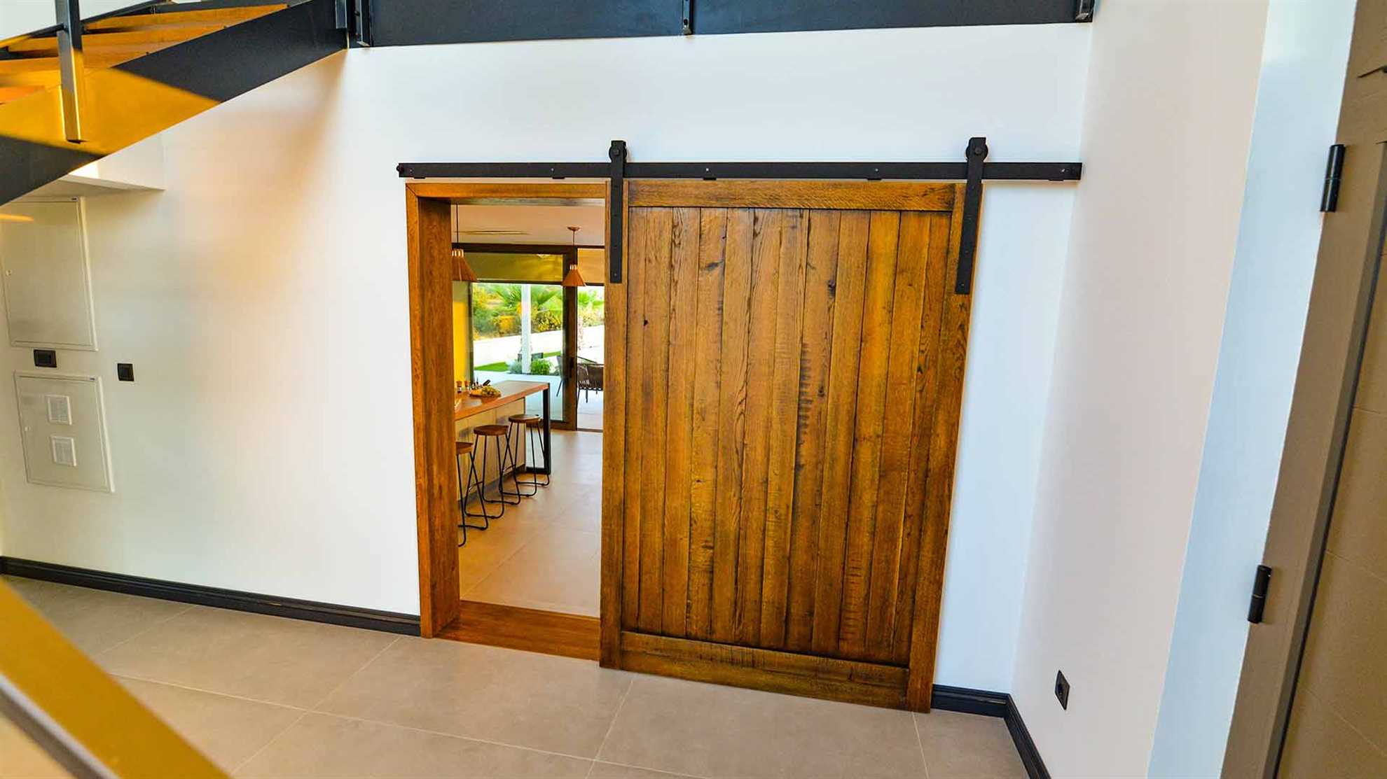 A modern villa in Nin area with sauna and a gym
