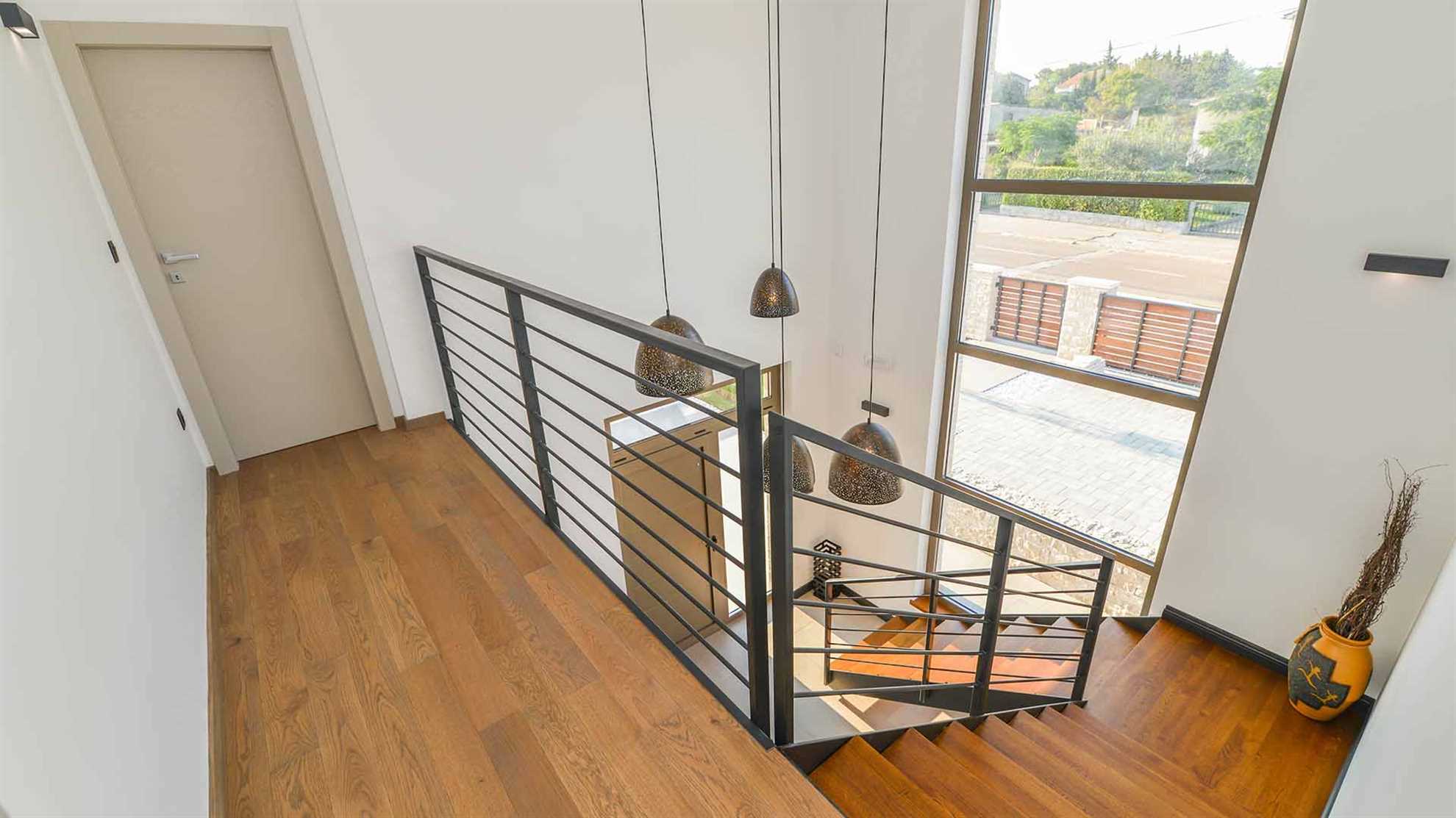 A modern villa in Nin area with sauna and a gym