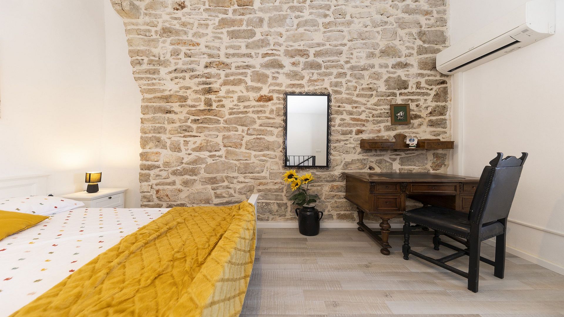 Charming stone villa in Betina
