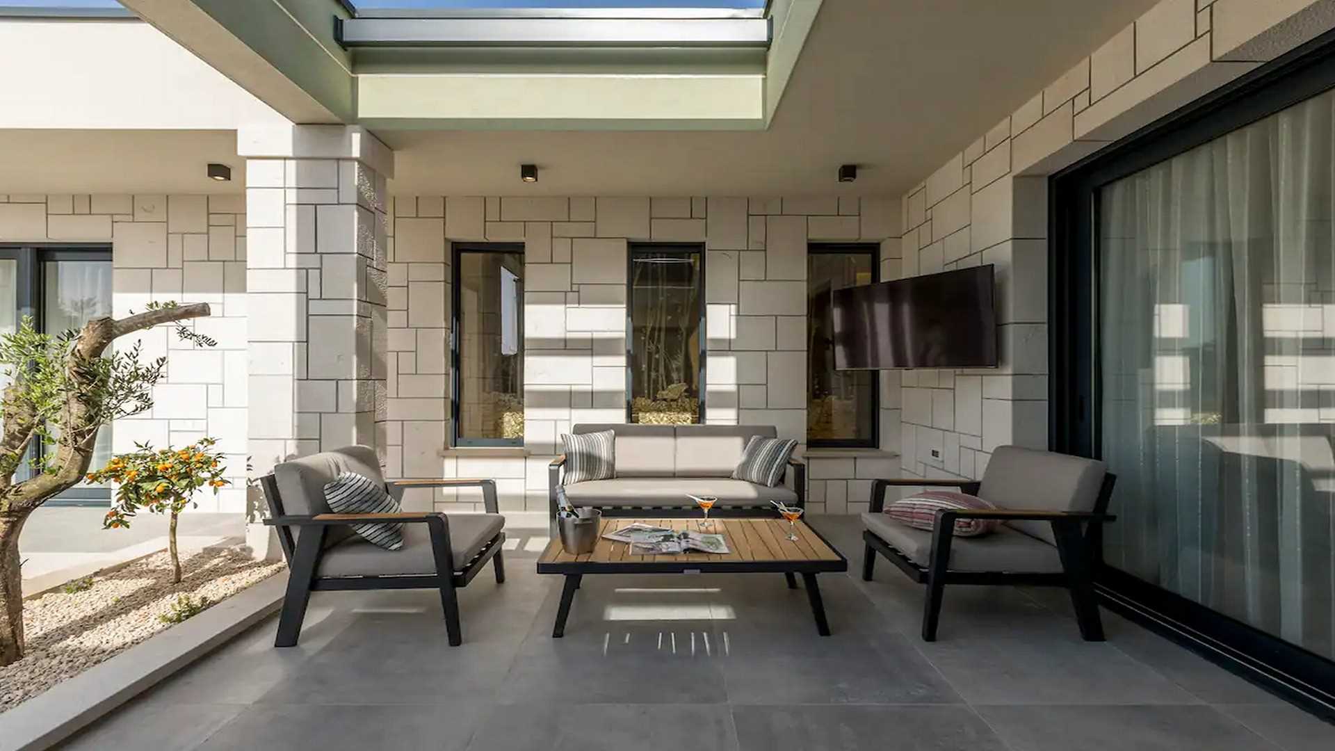Modern villa in Kaštela