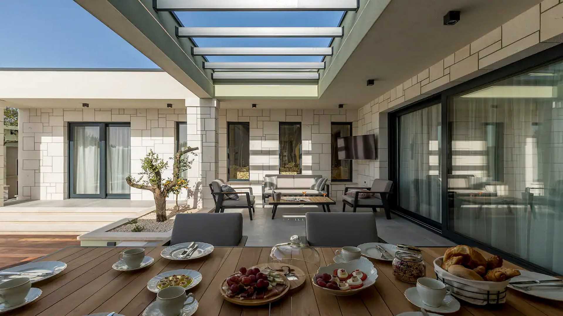 Modern villa in Kaštela