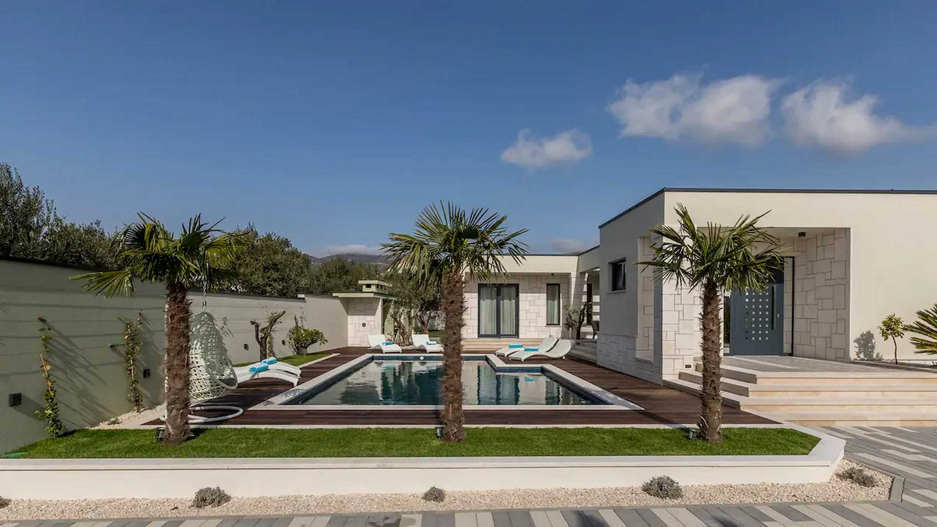 Modern villa in Kaštela