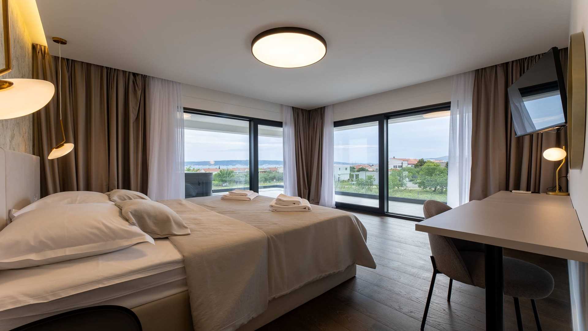 Modern villa in Kaštel Stari