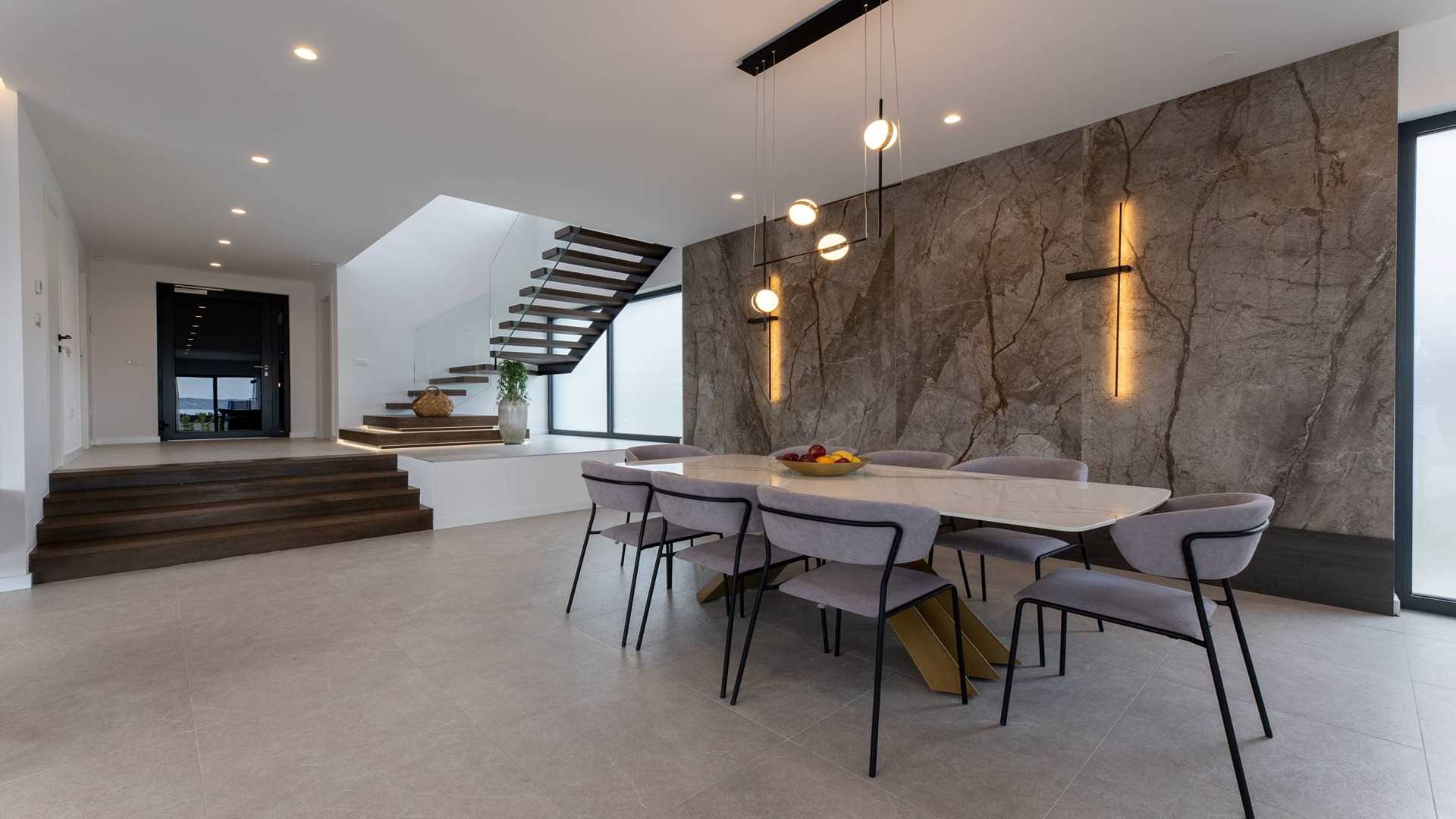 Modern villa in Kaštel Stari