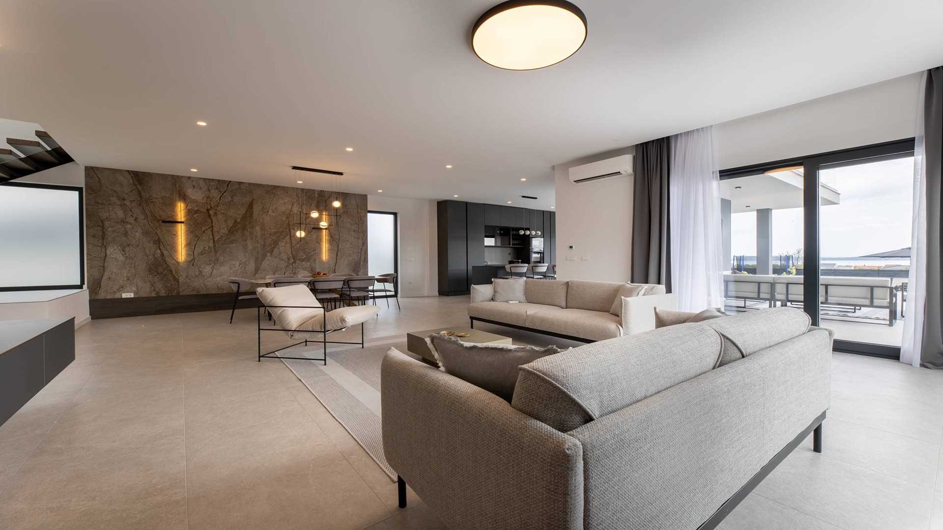 Modern villa in Kaštel Stari