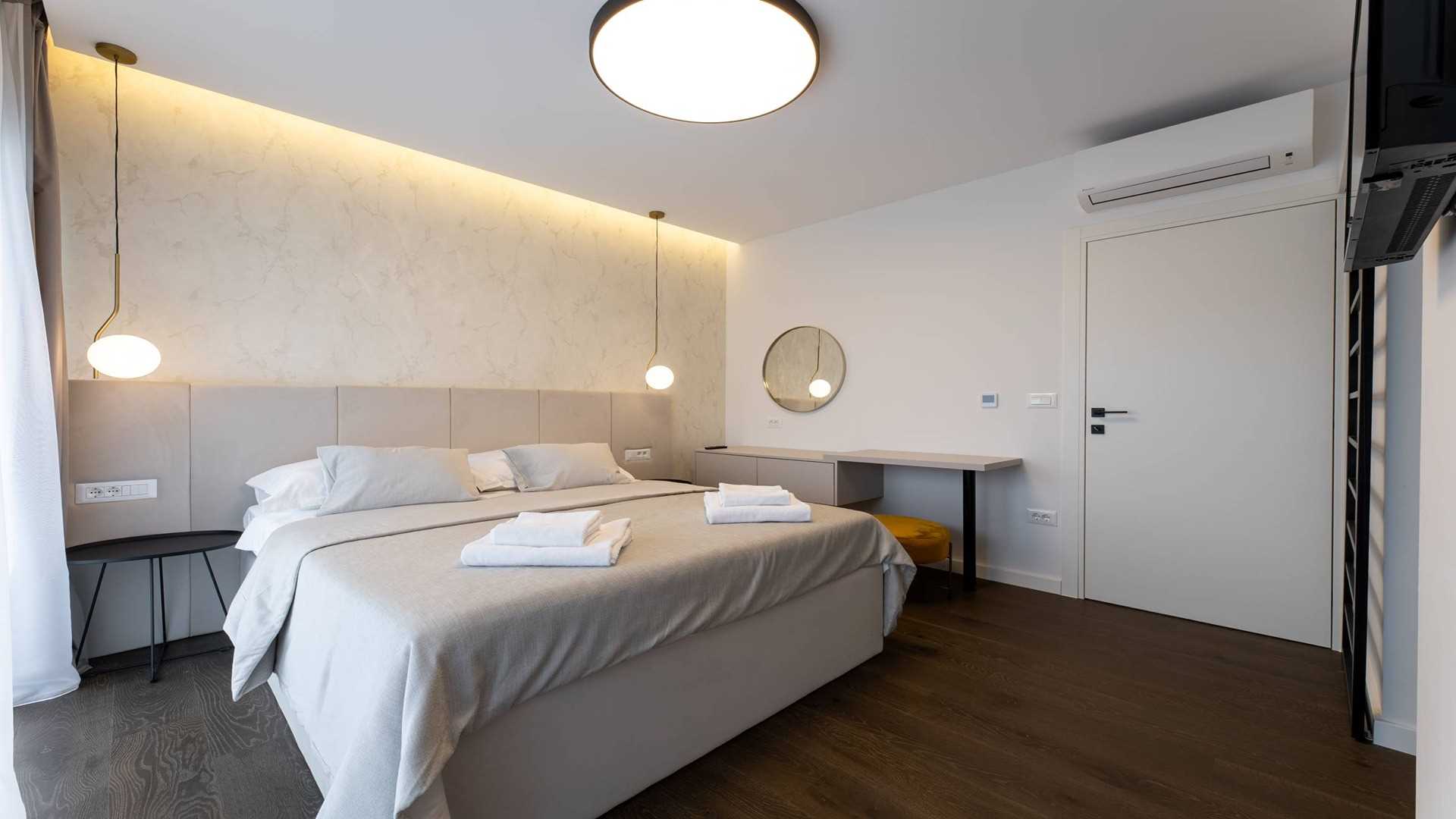Modern villa in Kaštel Stari