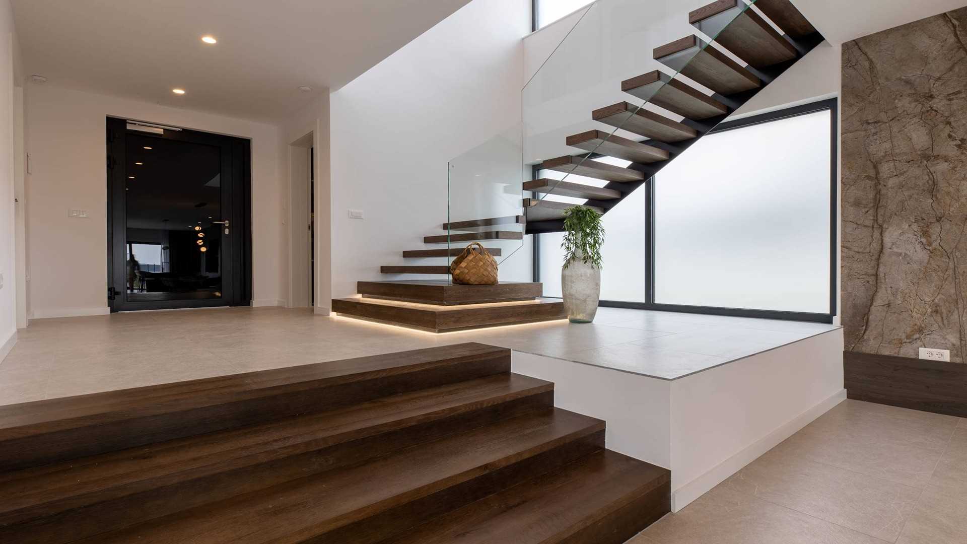 Modern villa in Kaštel Stari