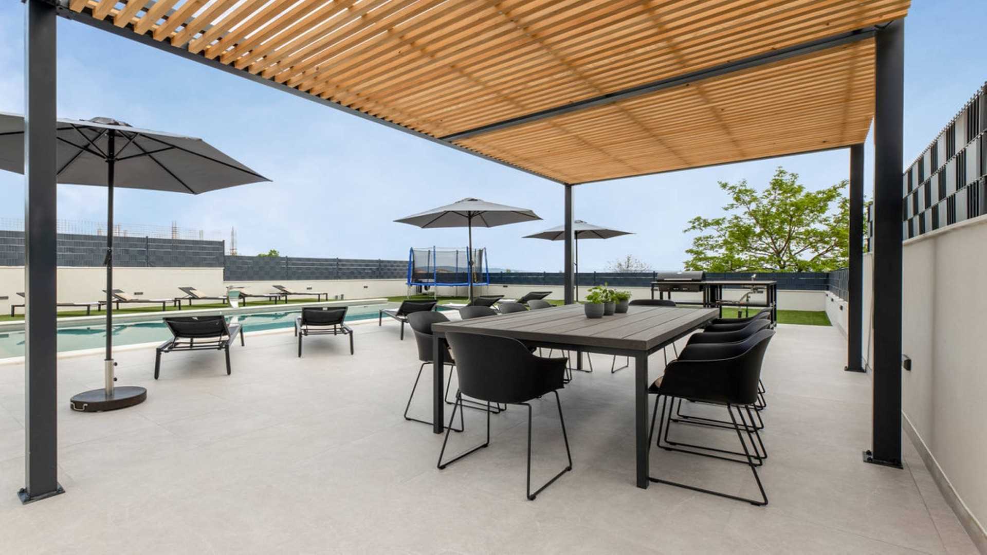 Modern villa in Kaštel Stari