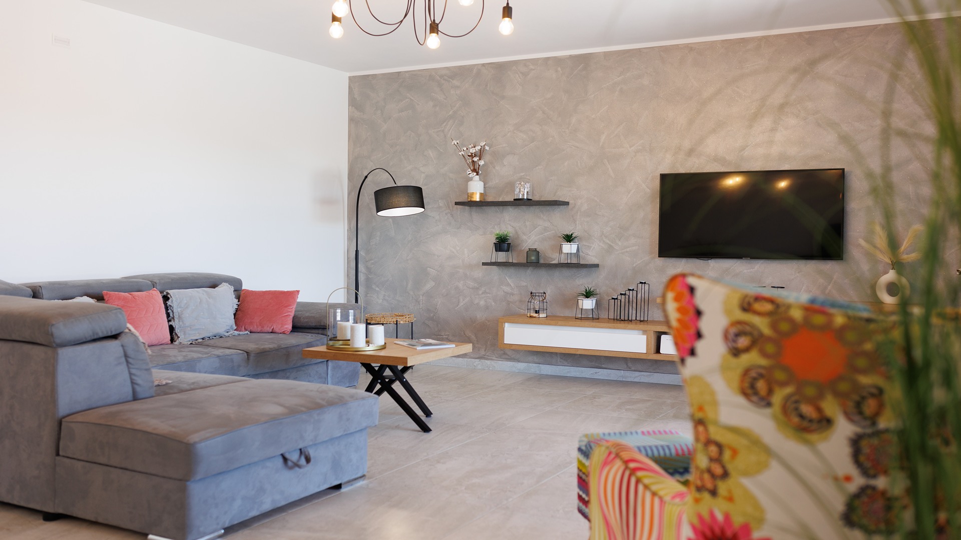 Charming villa with swimming pool in Bale