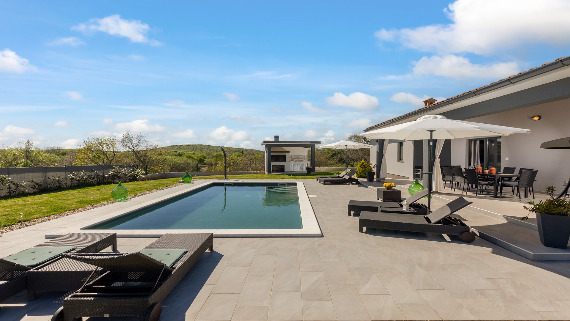 Charming villa with swimming pool in Bale