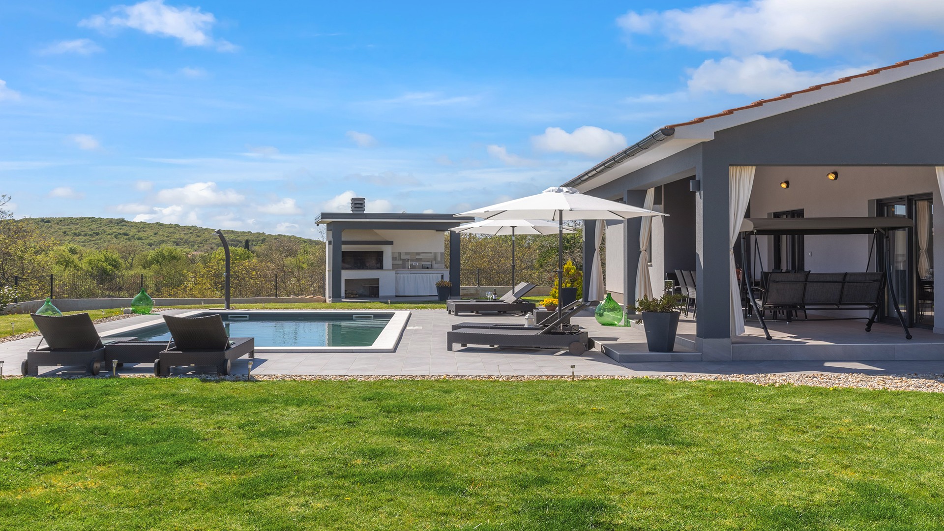 Charming villa with swimming pool in Bale
