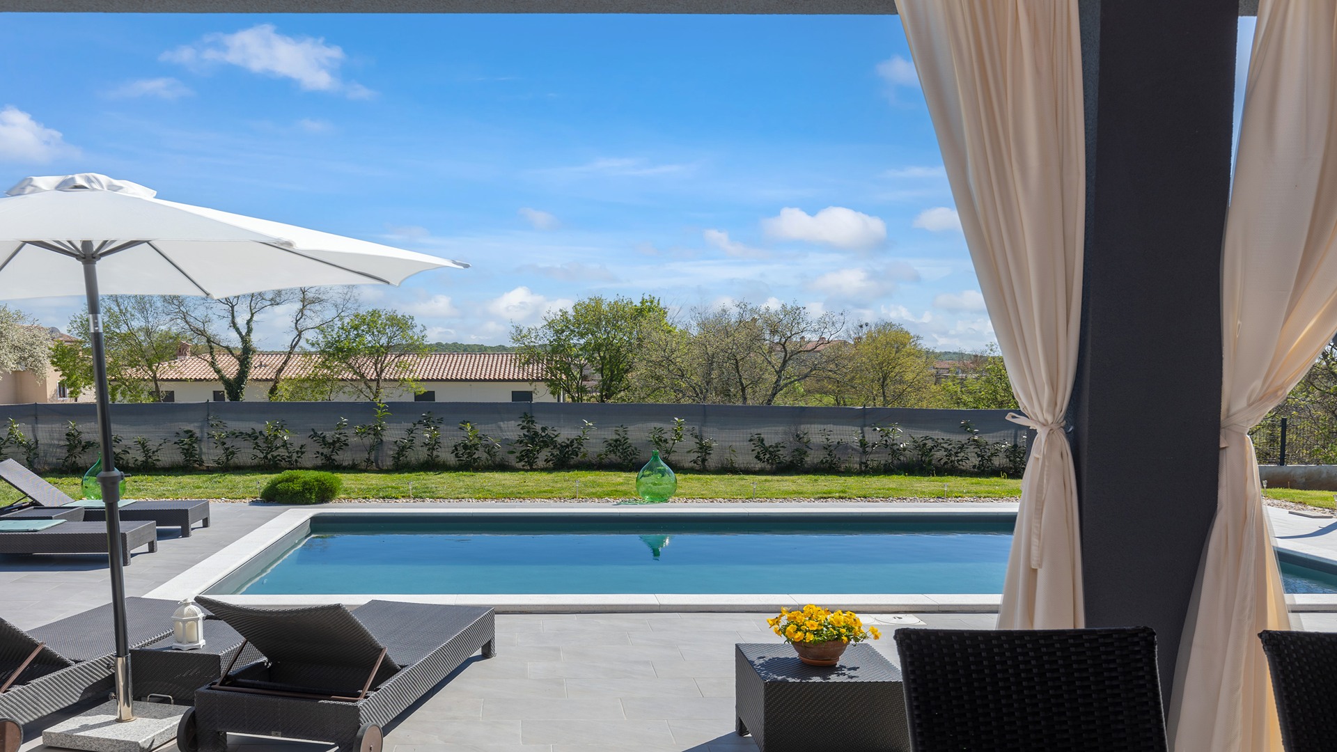Charming villa with swimming pool in Bale