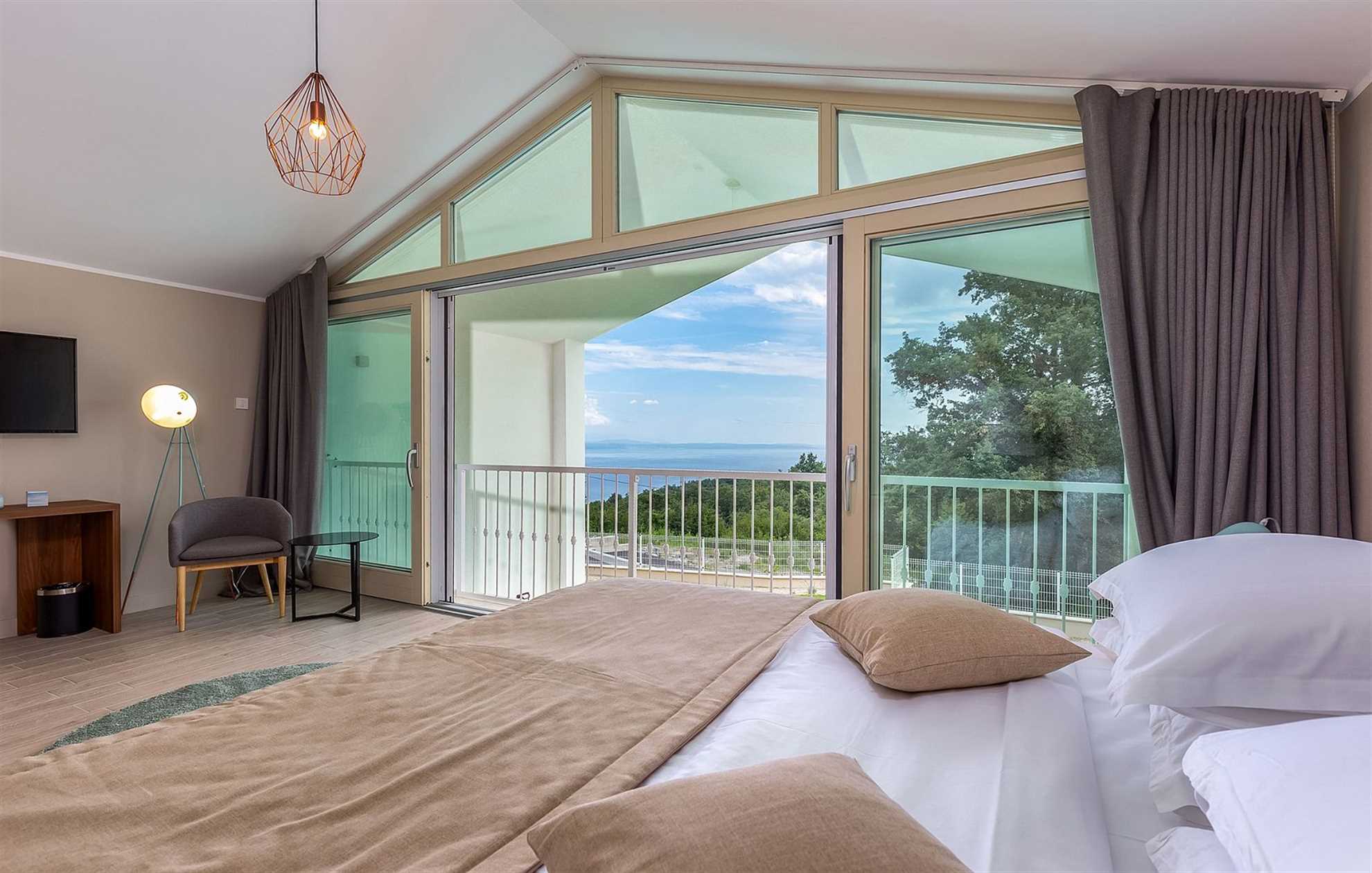 Villa in Veprinac with a gym, sauna and a jacuzzi