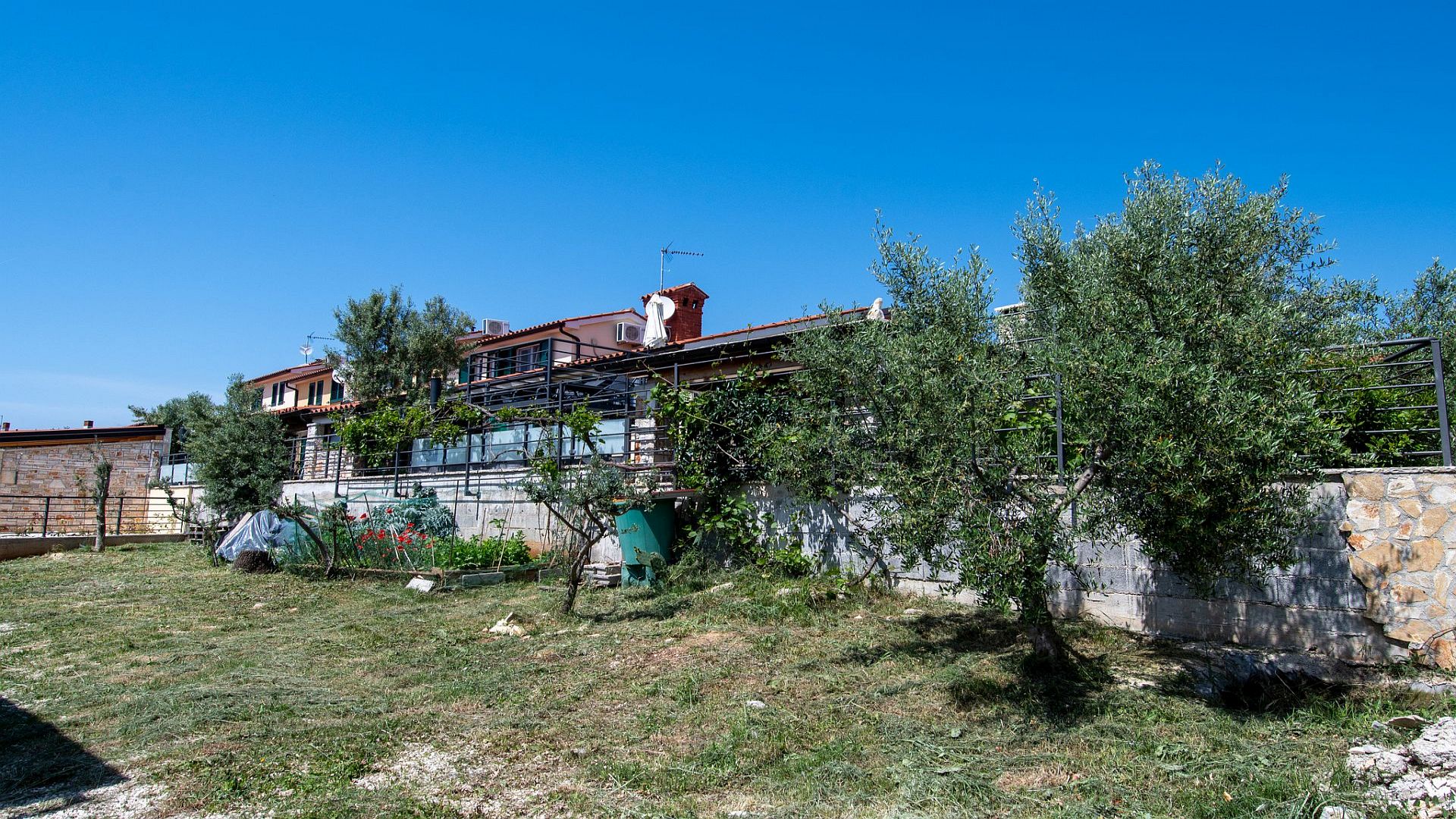 Charming villa for a couple in Betiga
