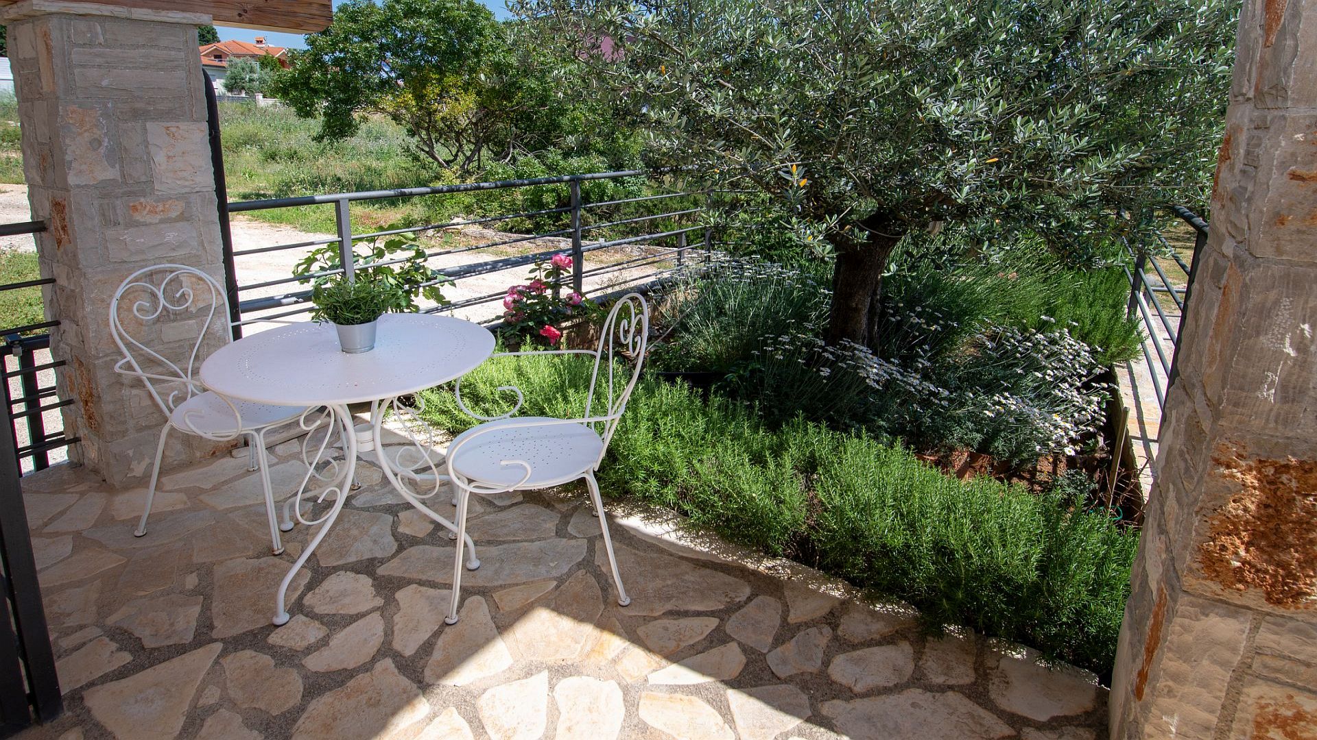 Charming villa for a couple in Betiga