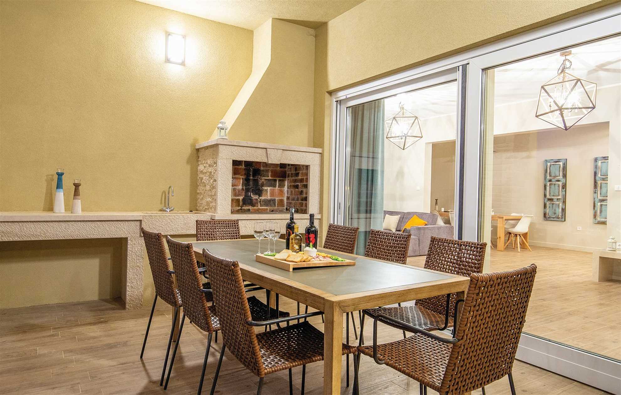 Villa in Veprinac with a pool, sauna and a jacuzzi