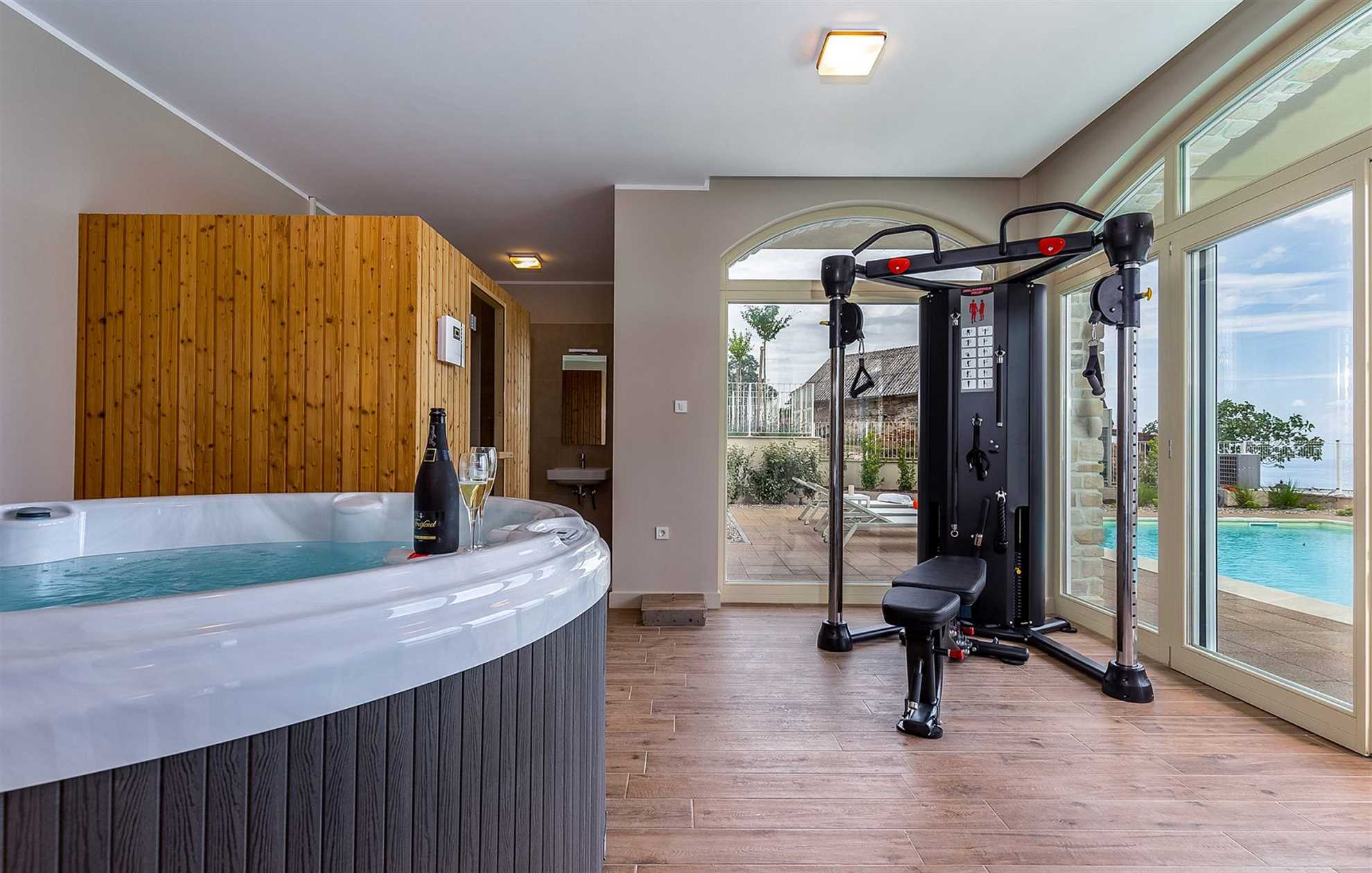 Villa in Veprinac with a pool, sauna and a jacuzzi