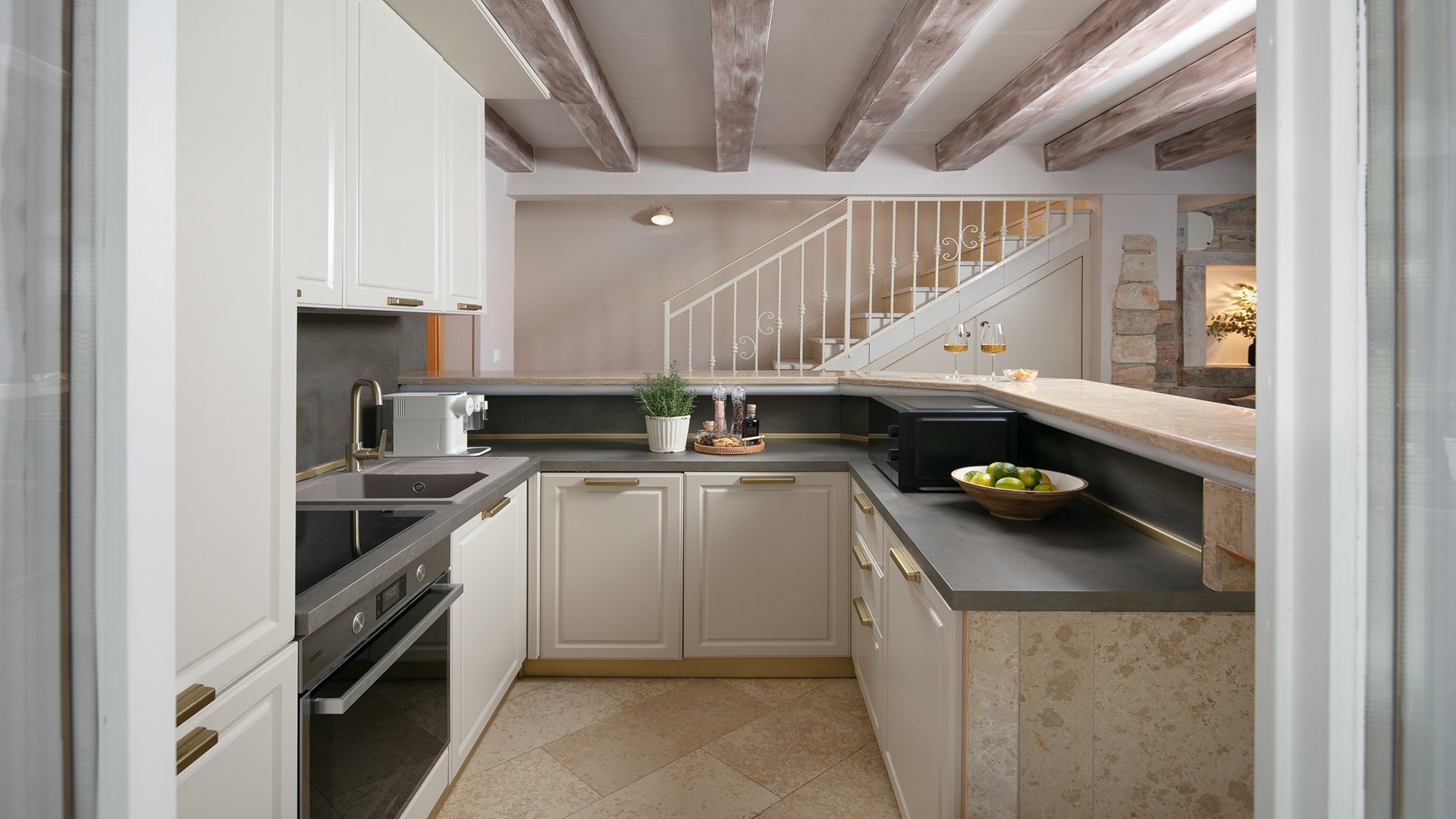 Rustic and luxurious villa in Kanfanar