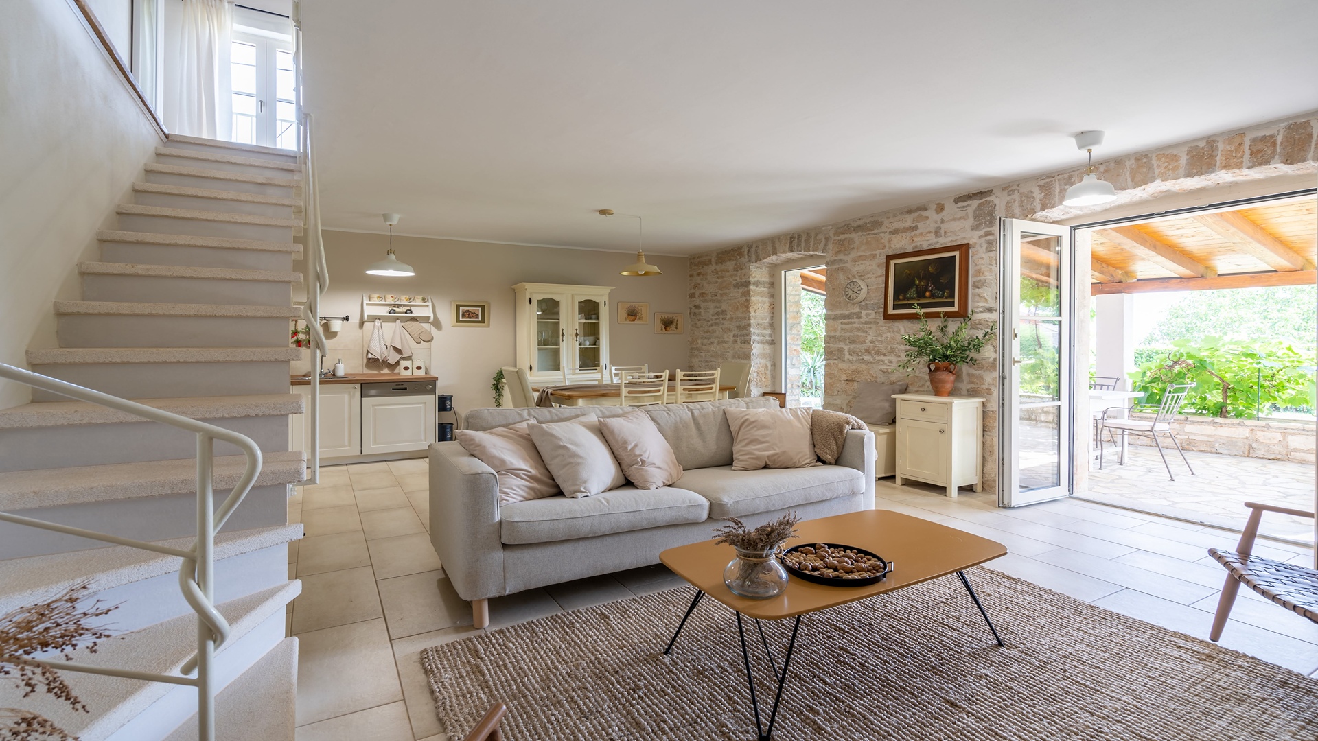 Cozy and charming villa in Tinjan