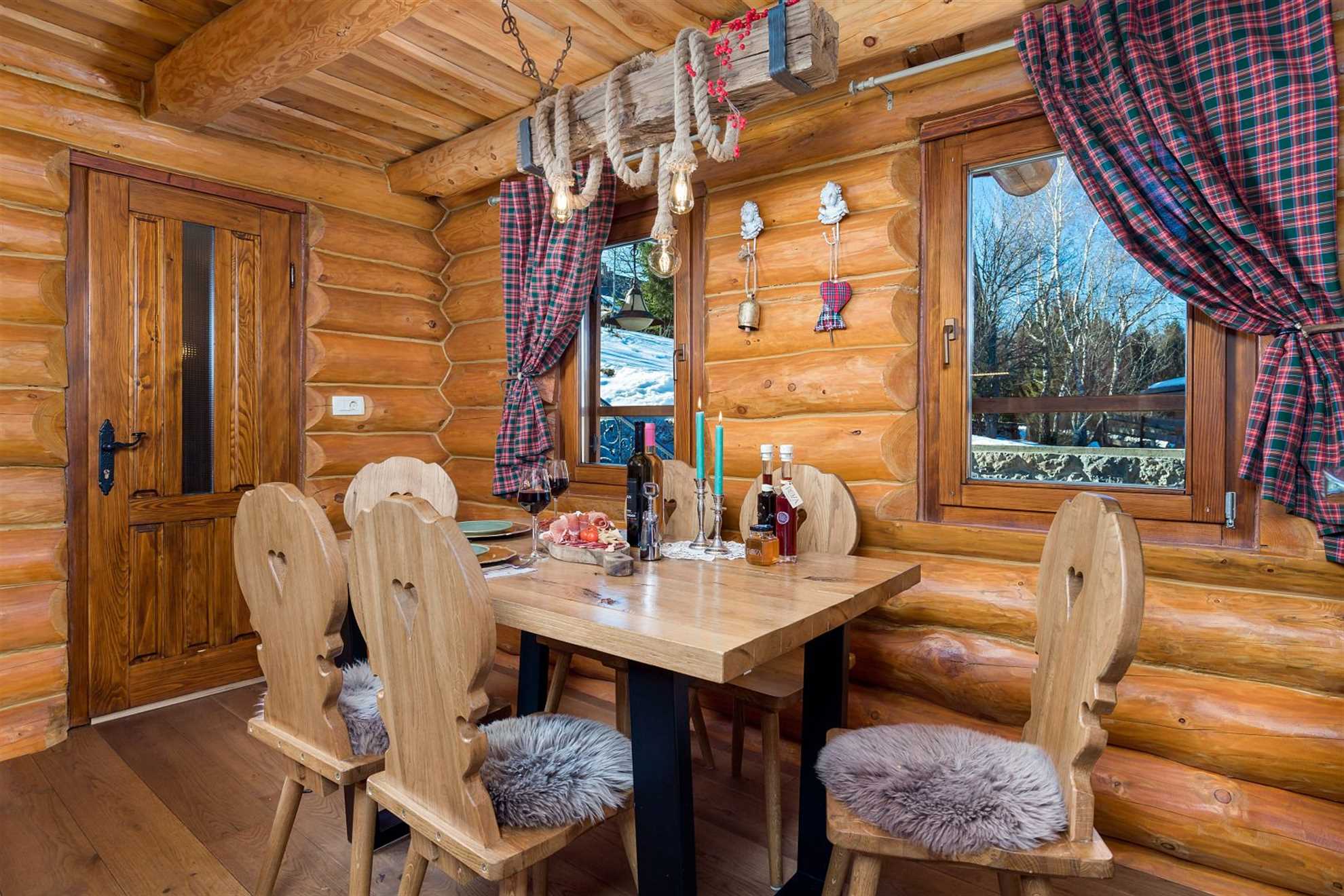 Luxury Cottage with wellness area in Kupjak