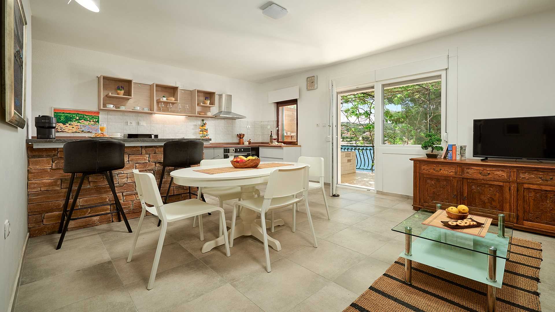 Charming beachfront villa with pool