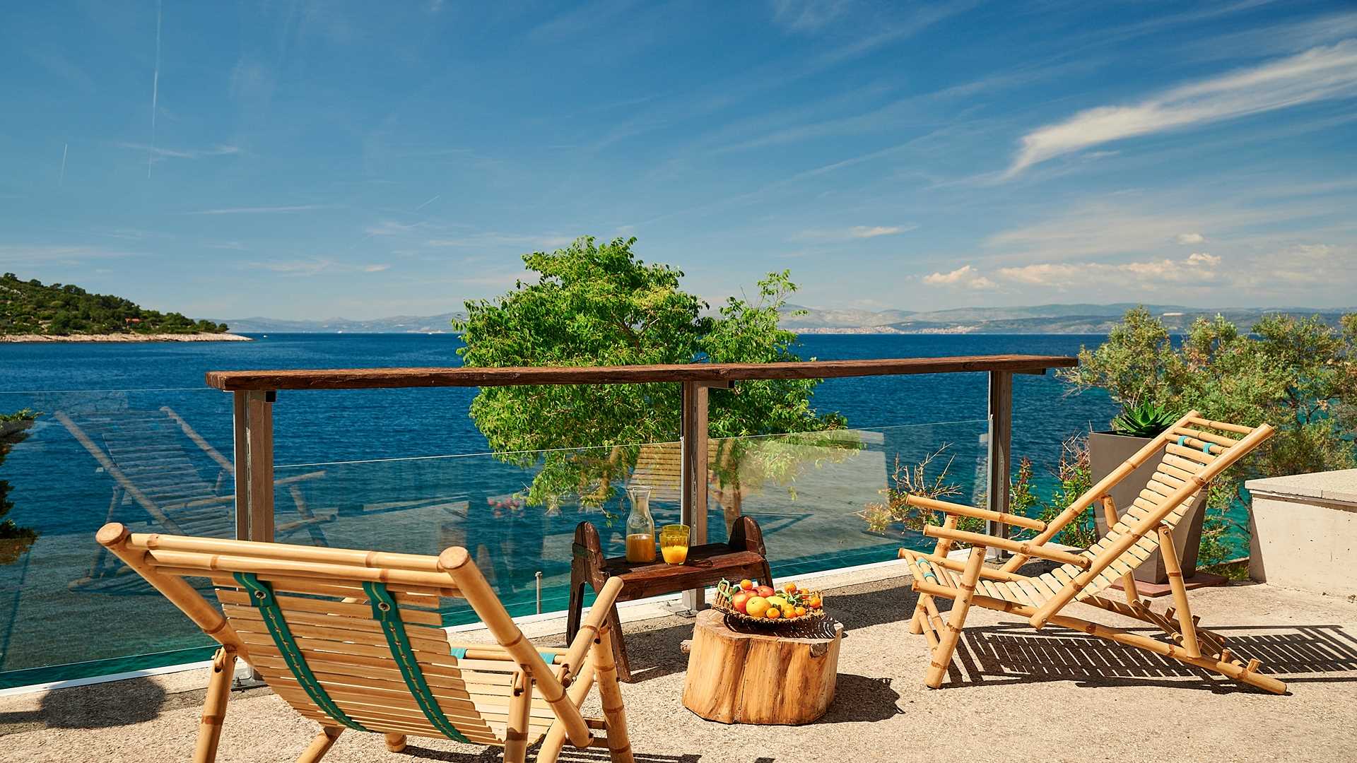 Charming beachfront villa with pool
