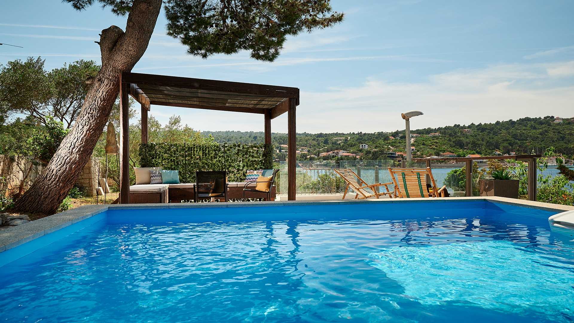 Charming beachfront villa with pool