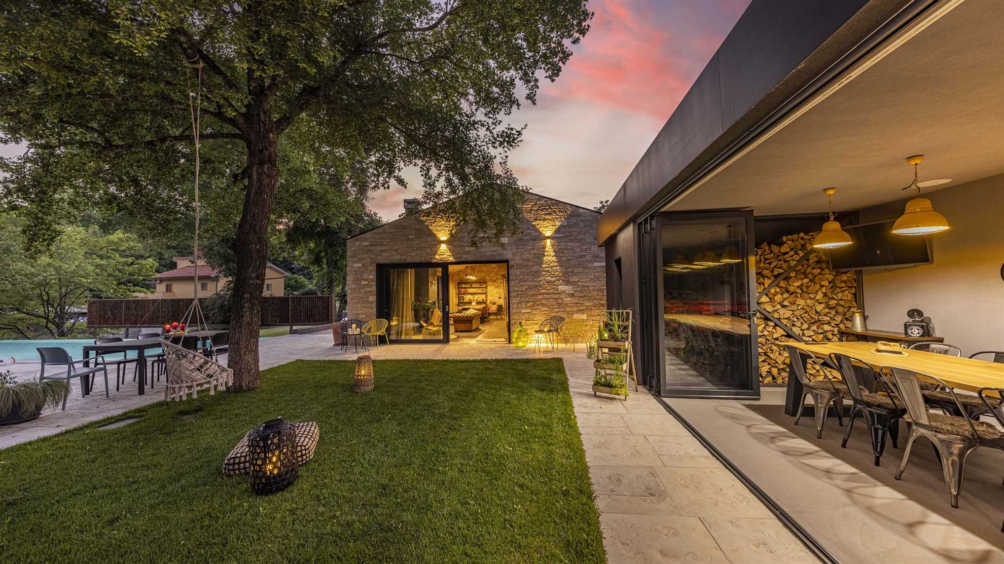 Amazing villa with modern architecture and pool